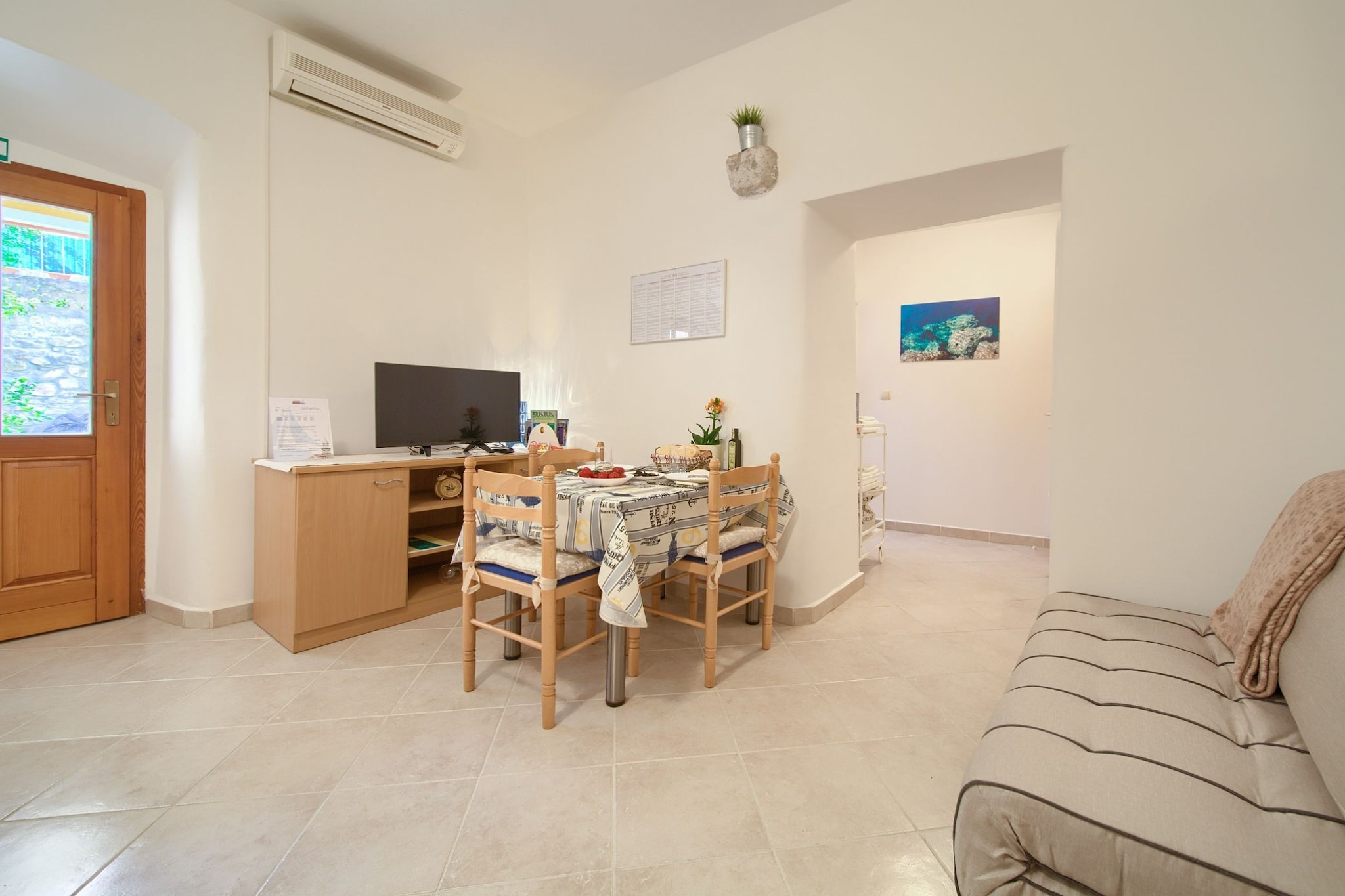 Chic and Charming Krk Downtown Apartments - Classic Studio Apartment (owner Lemon)