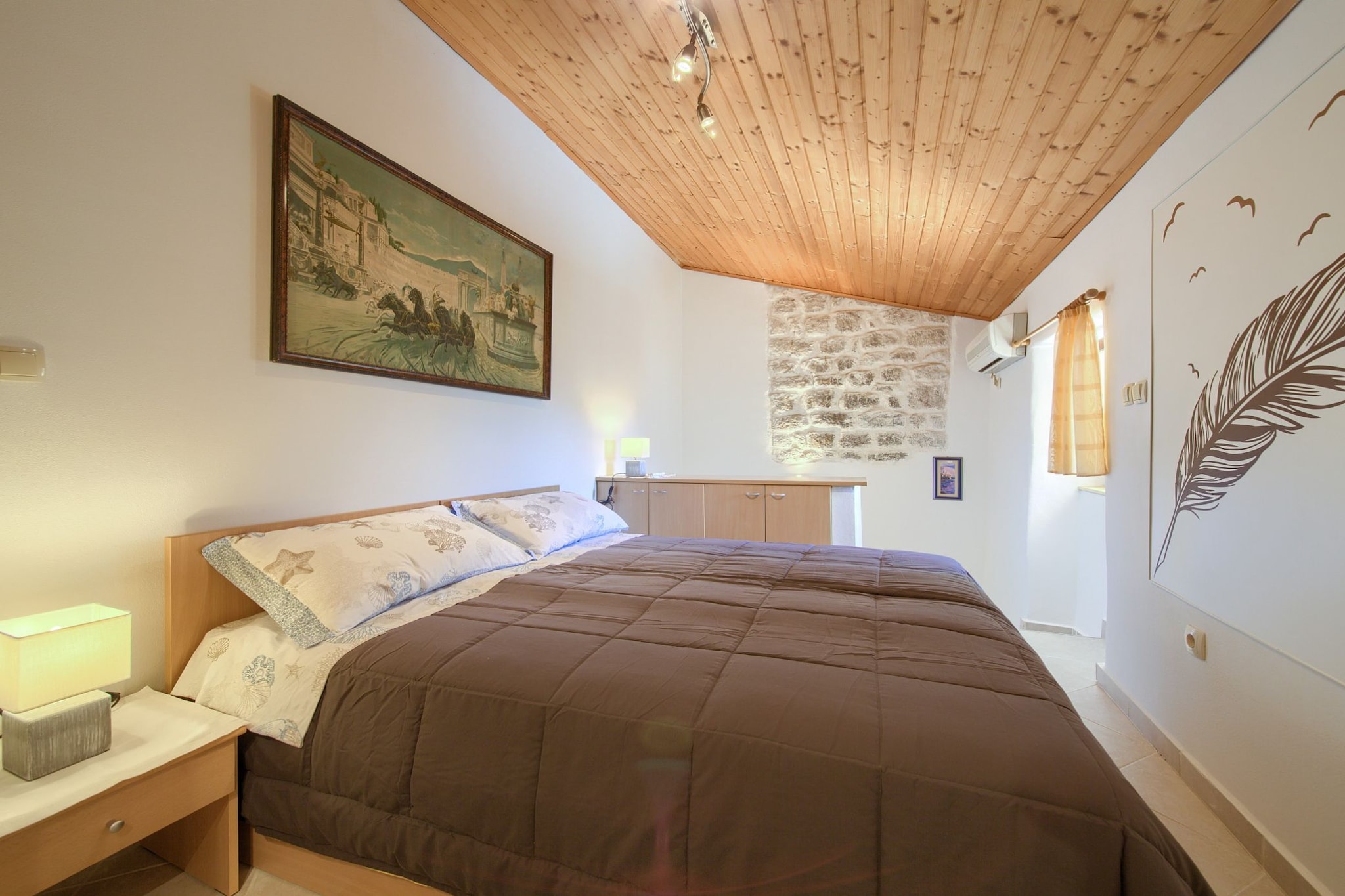 Chic and Charming Krk Downtown Apartments - Standard Studio Apartment (owner Bishop)-Bedroom