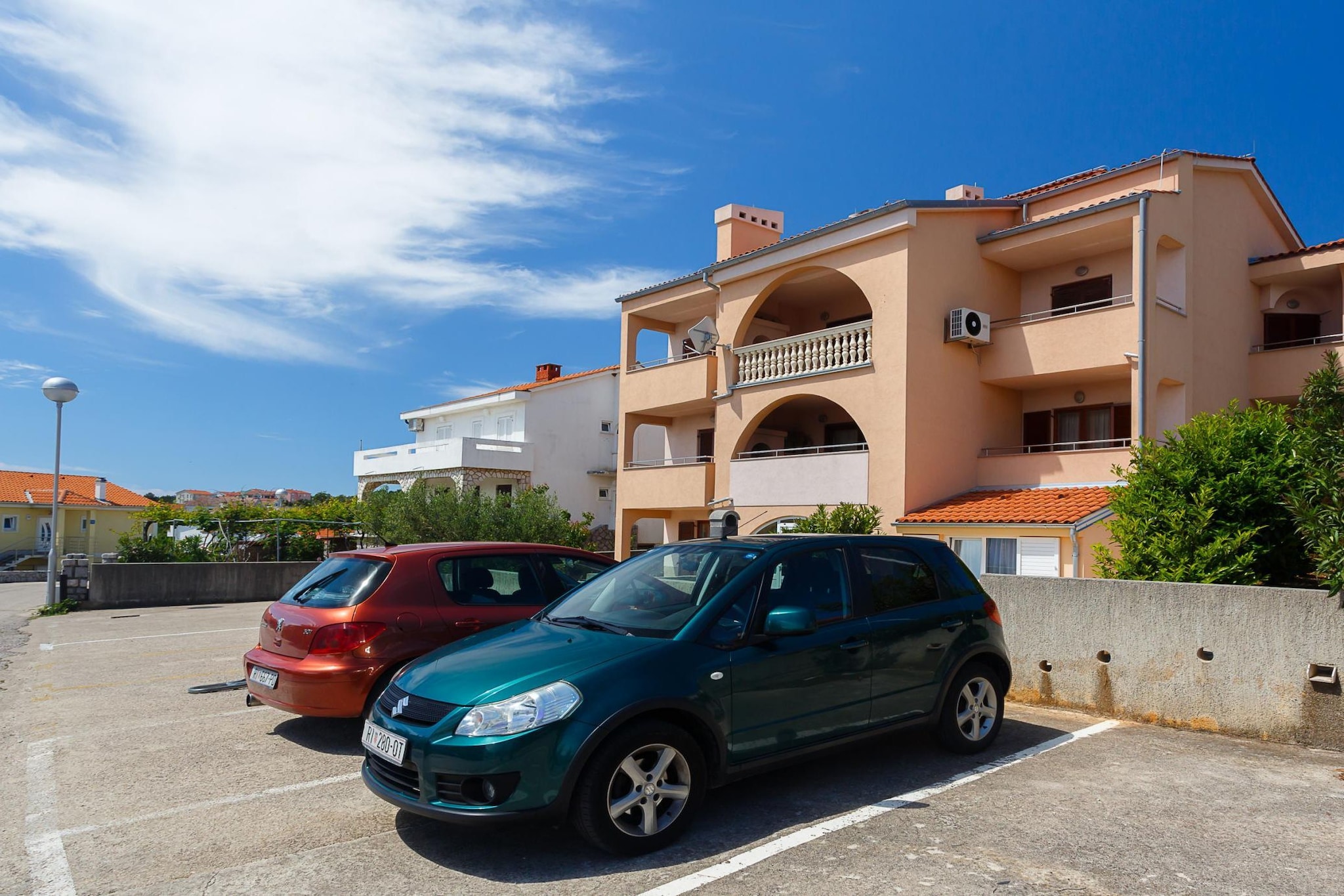 Comfortable and Sunny Krk Apartment - One Bedroom Apartment with Terrace-Extérieur
