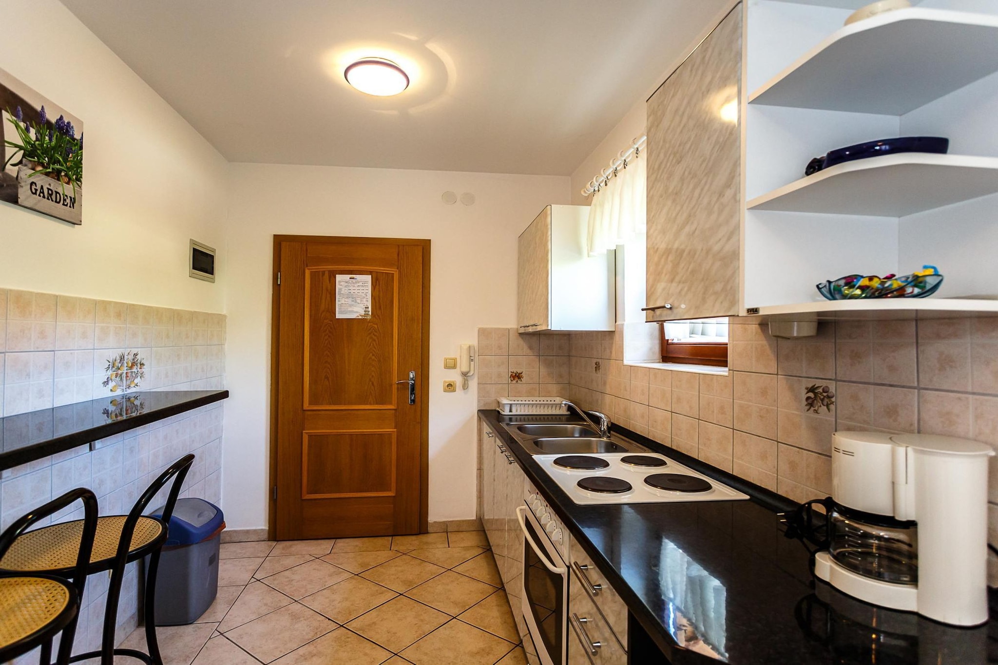 Comfortable and Sunny Krk Apartment - One Bedroom Apartment with Terrace-Cuisine