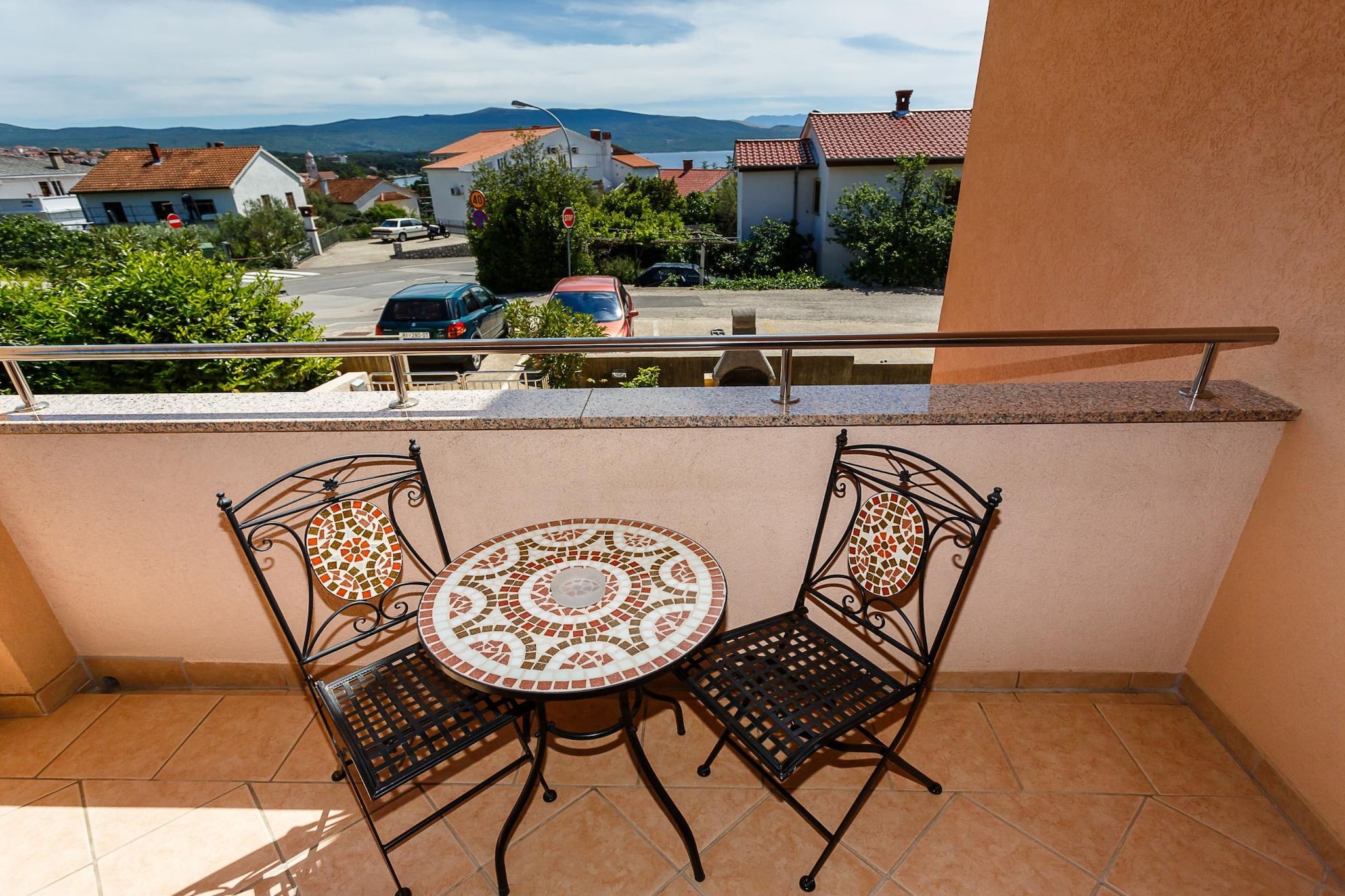 Comfortable and Sunny Krk Apartment - One Bedroom Apartment with Terrace-Terrasse / balcon