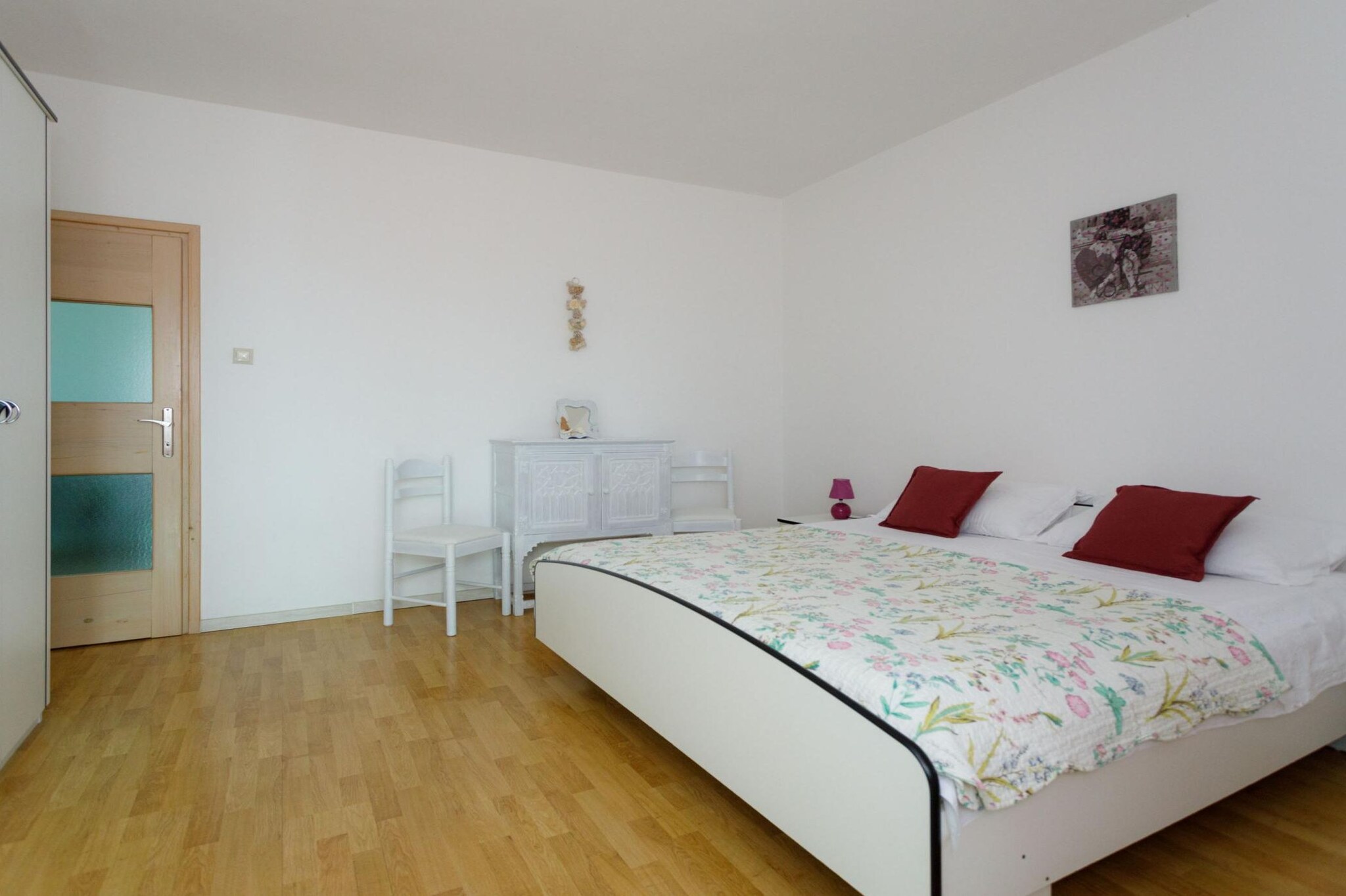 Charming and Tranquil Krk Center Apartment - One Bedroom Apartment with  Balcony-Chambre