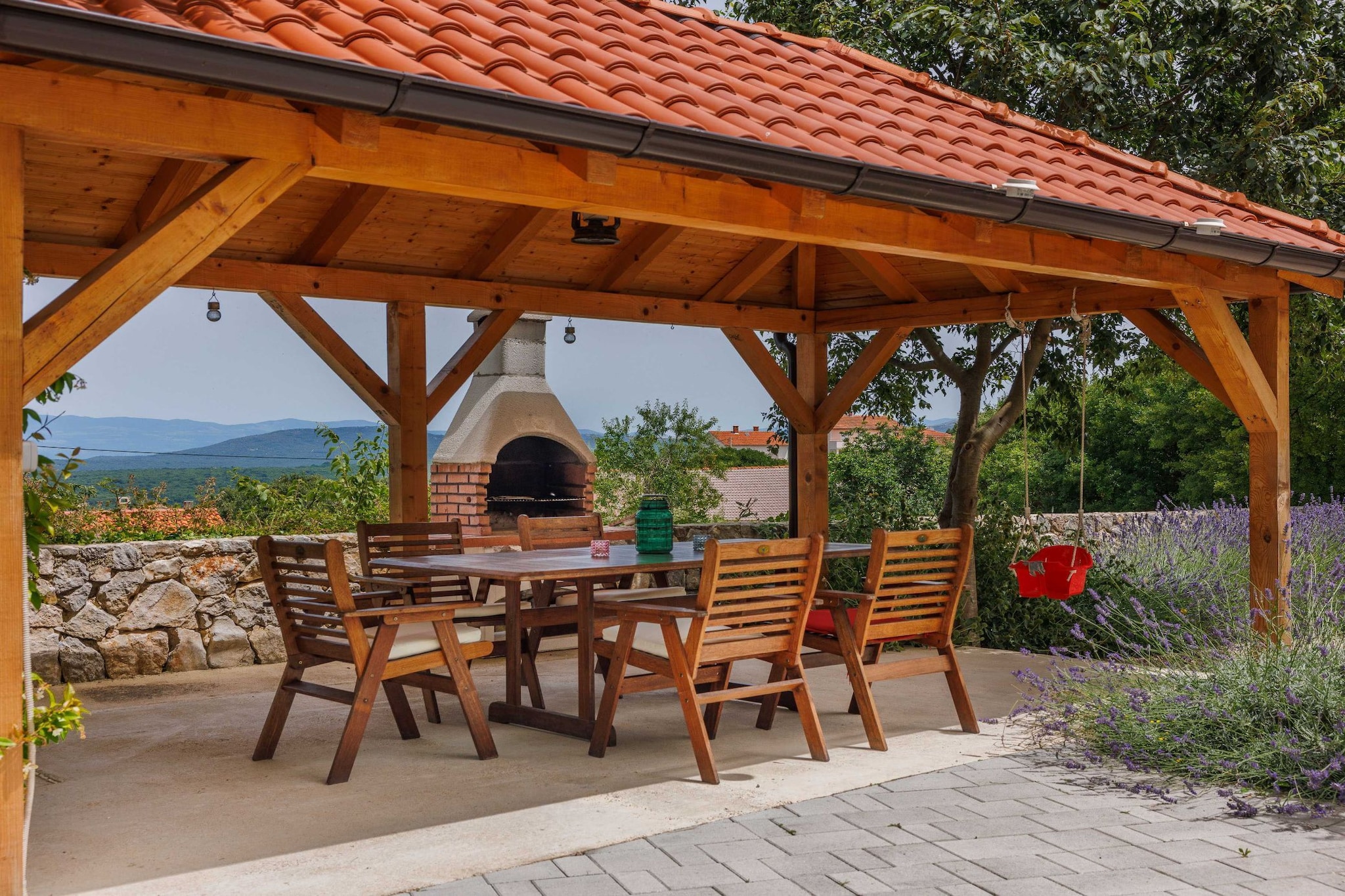 Wonderful Krk Island Stay: Shared Pool, Grill Patio, and Nearby Beaches - Two Bedroom Apartment-Außenbereich