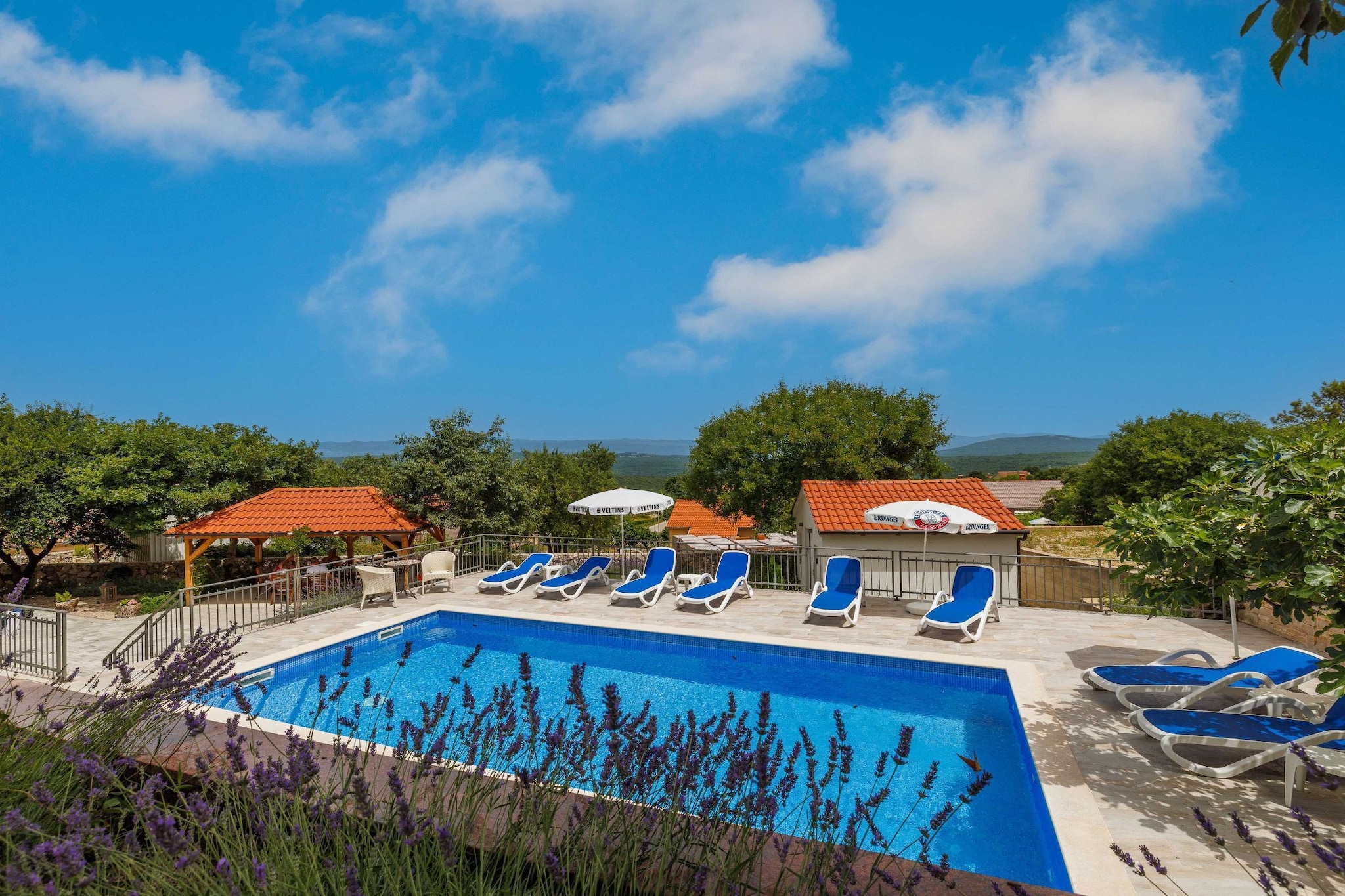 Wonderful Krk Island Stay: Shared Pool, Grill Patio, and Nearby Beaches - Studio Apartment-Aussicht