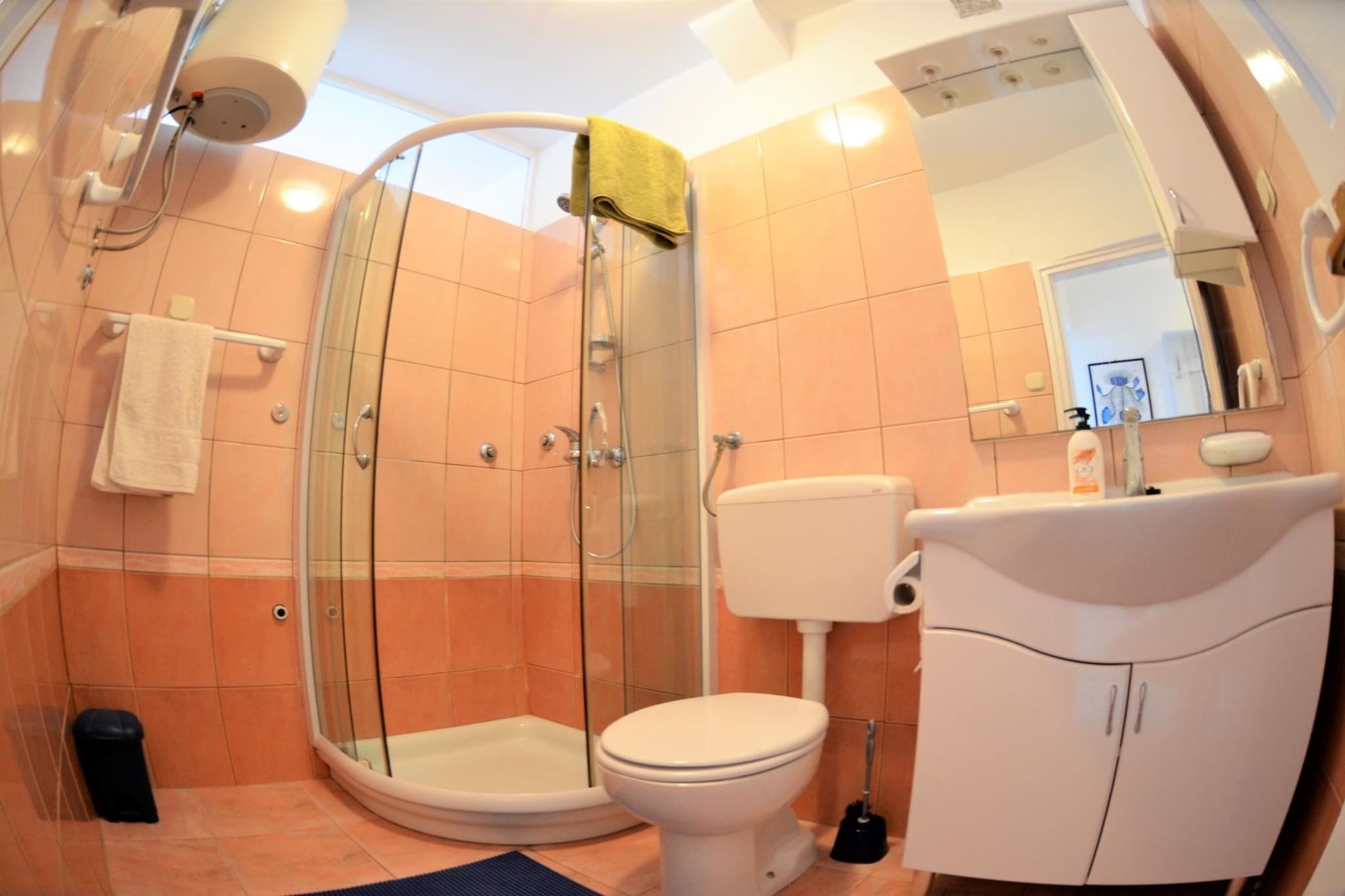 Bright and Breezy Apartment with Terrace and Sea View - Two Bedroom Apartment with Terrace and Sea View-Bathroom