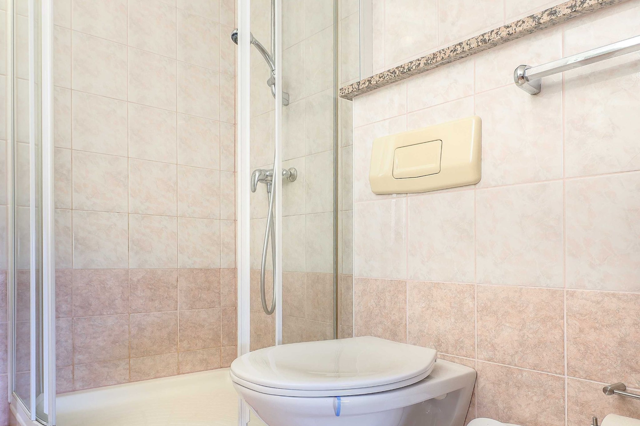 Peaceful Nature Retreat Near Krk Town with BBQ and Parking - Comfort Two Bedroom Apartment-Bathroom