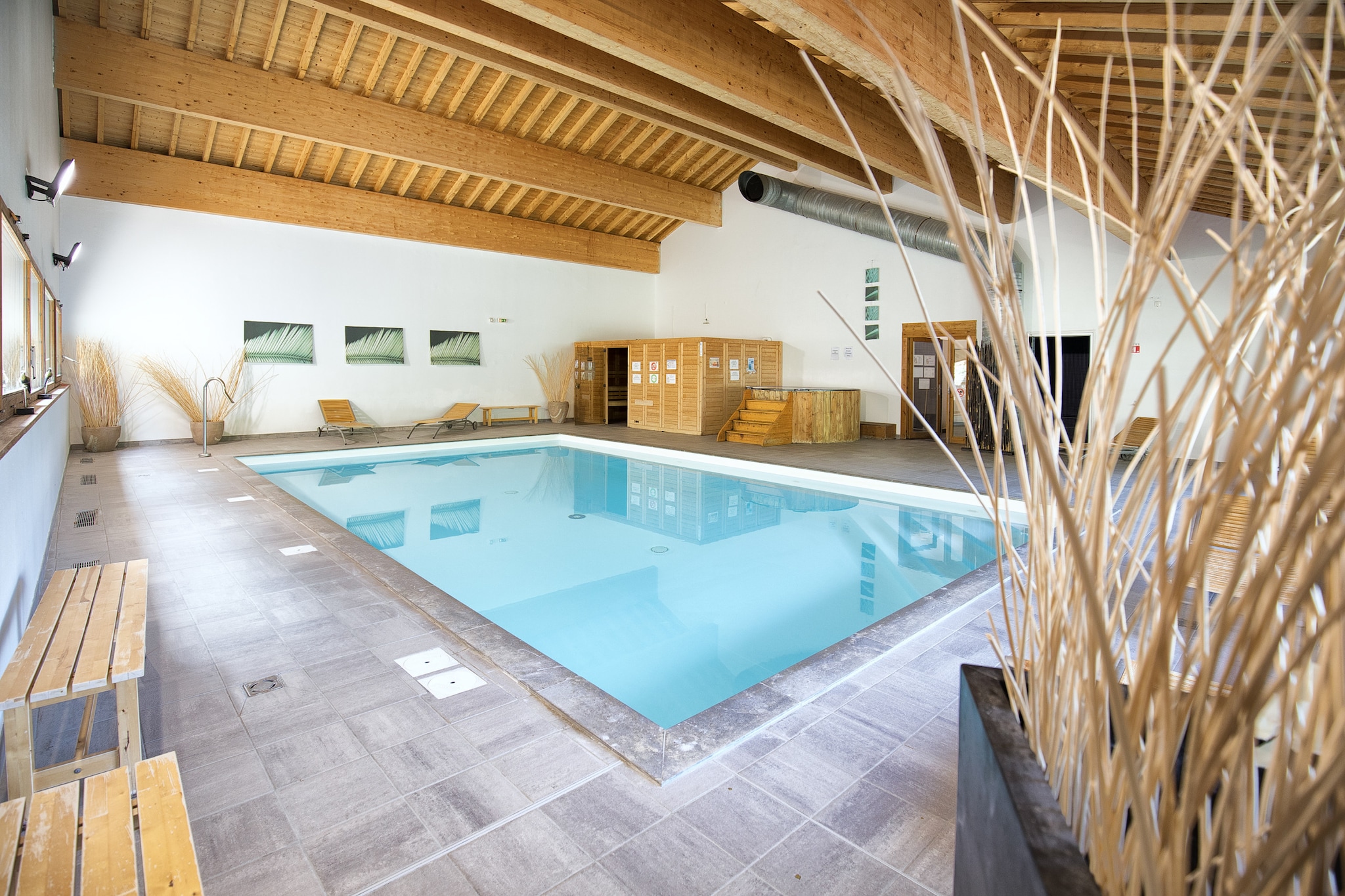 Apartment with sauna and indoor pool