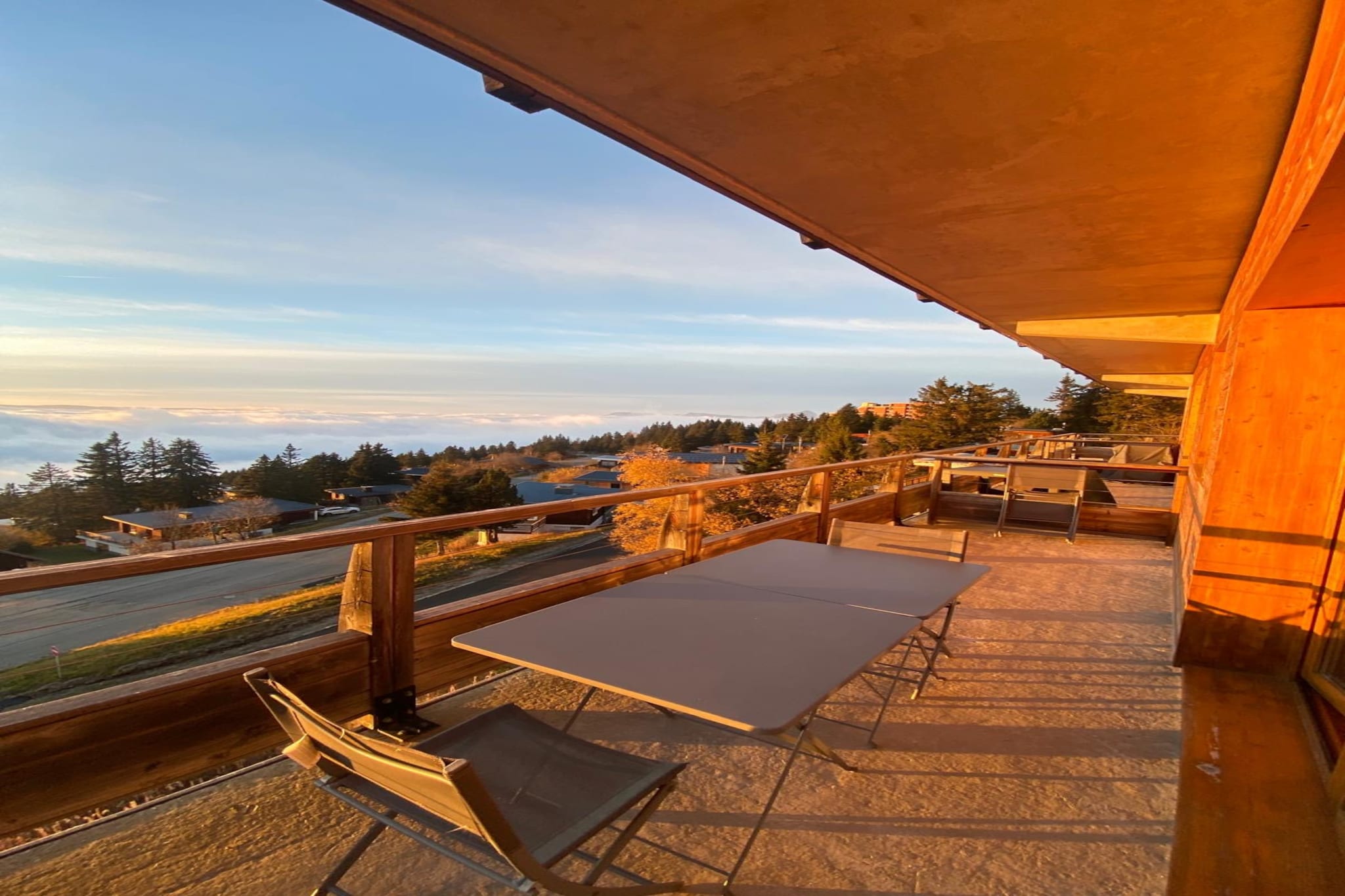 Vercors 2 009-FAMILLE & MONTAGNE appart. 6 pers-Terrasbalkon