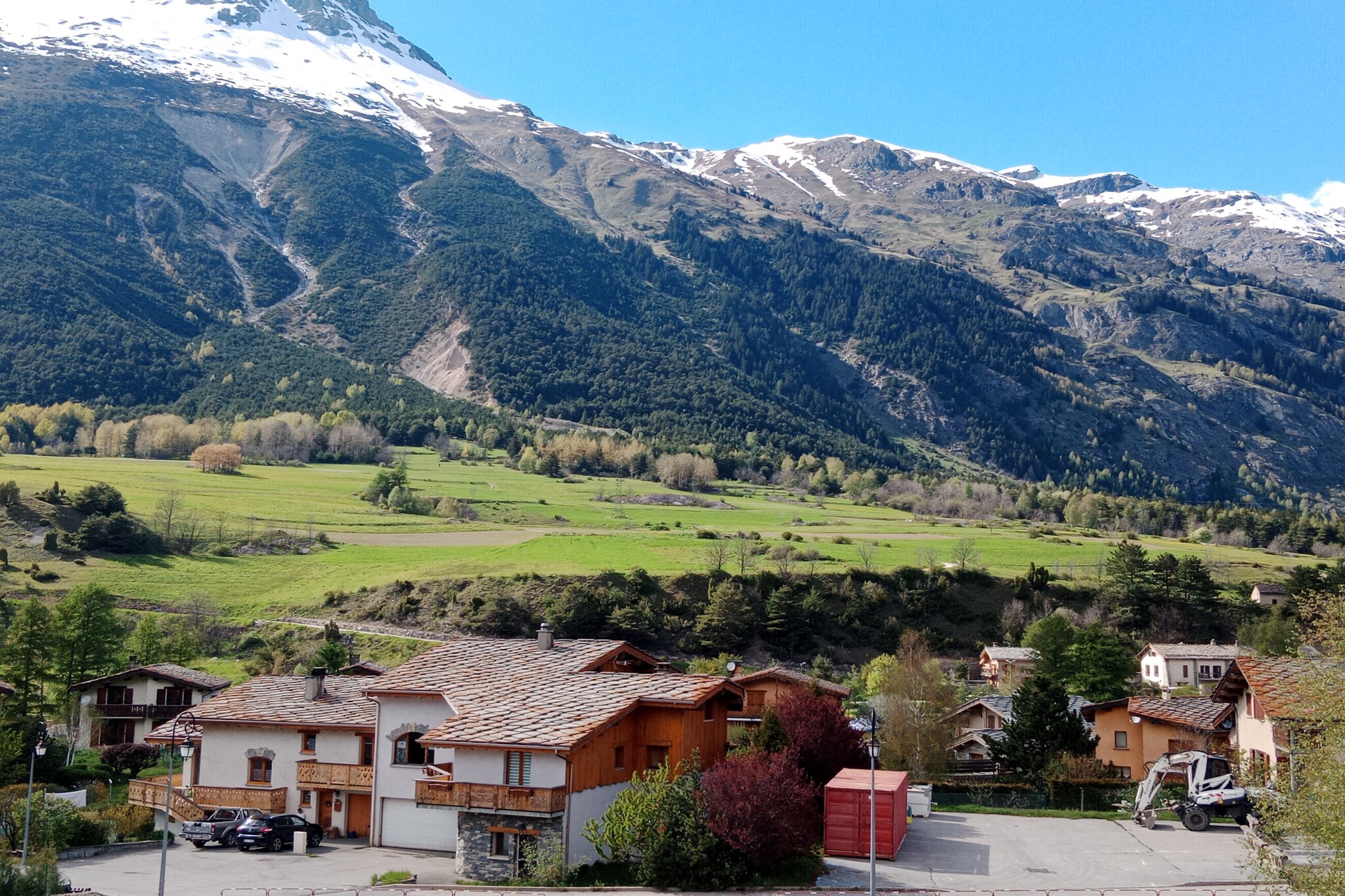 Terrasses F 104 - PARC NAT. VANOISE appart. 6 pers-Buitenlucht