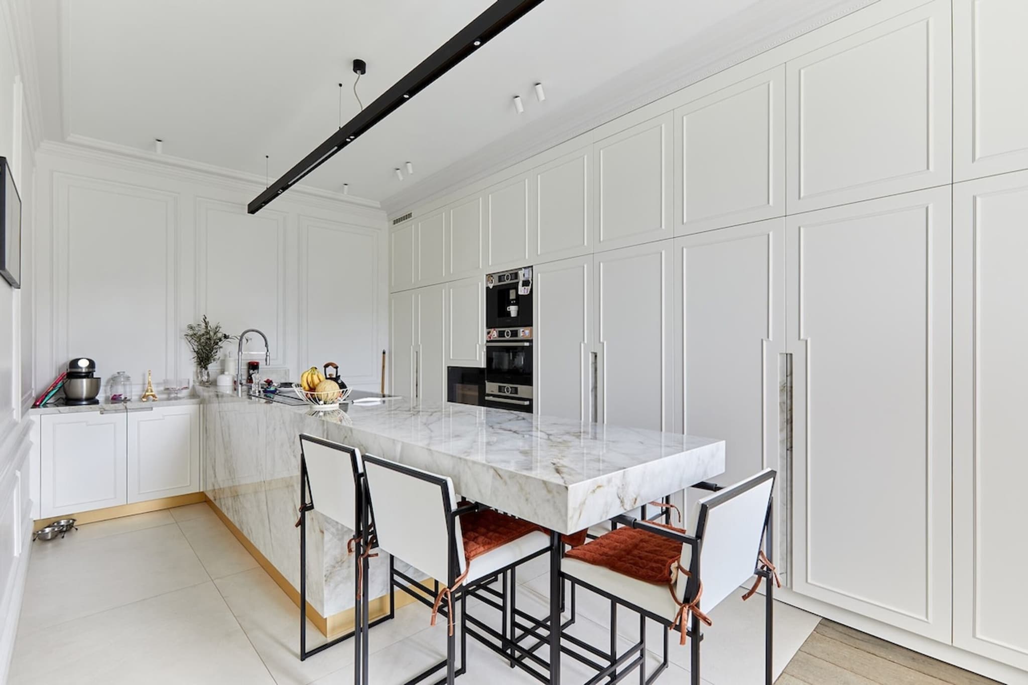 PEREIRE 58-Dining room