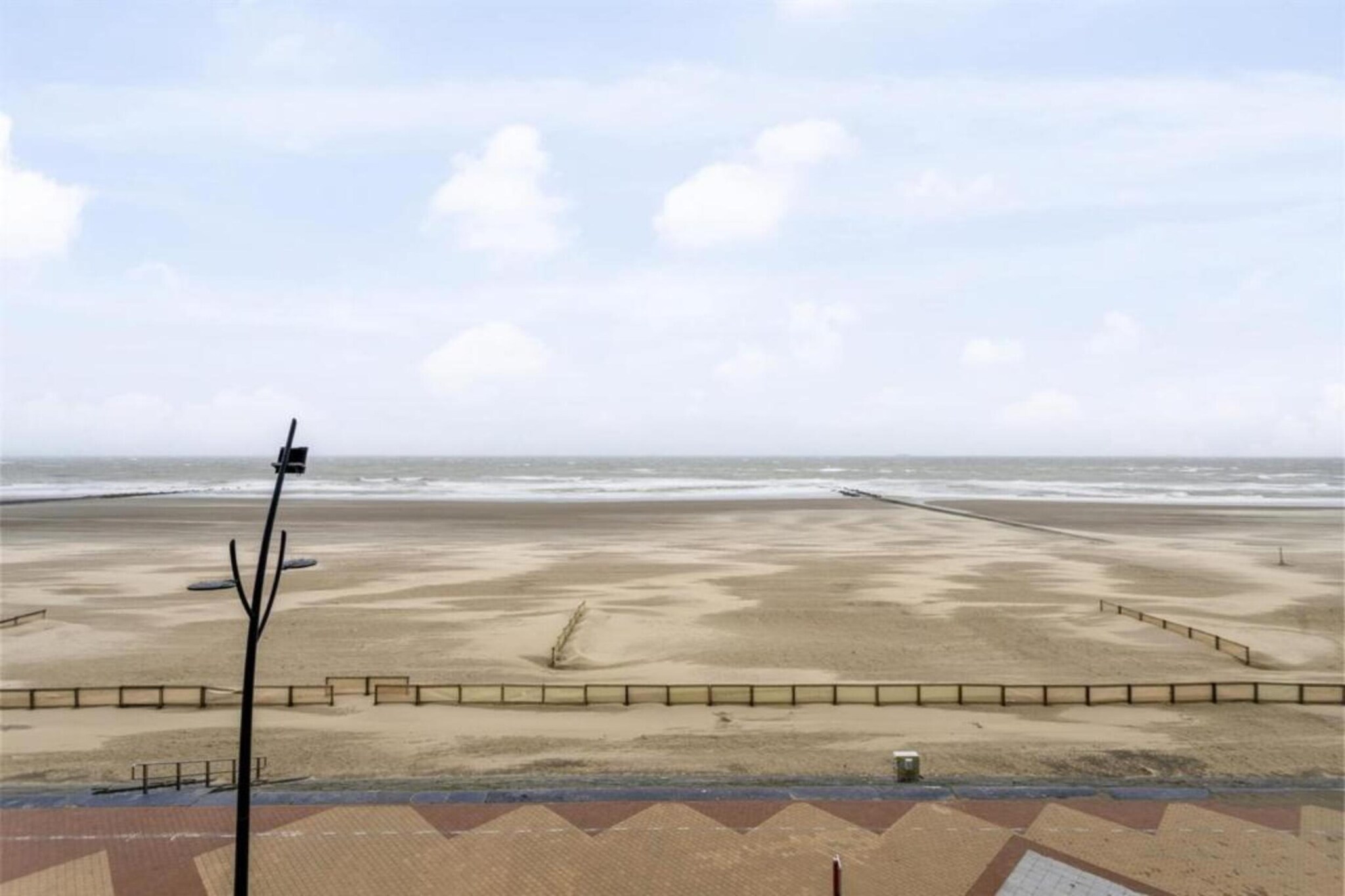 NEW CONTINENTAL PALACE - 4FG-Areas summer 1km