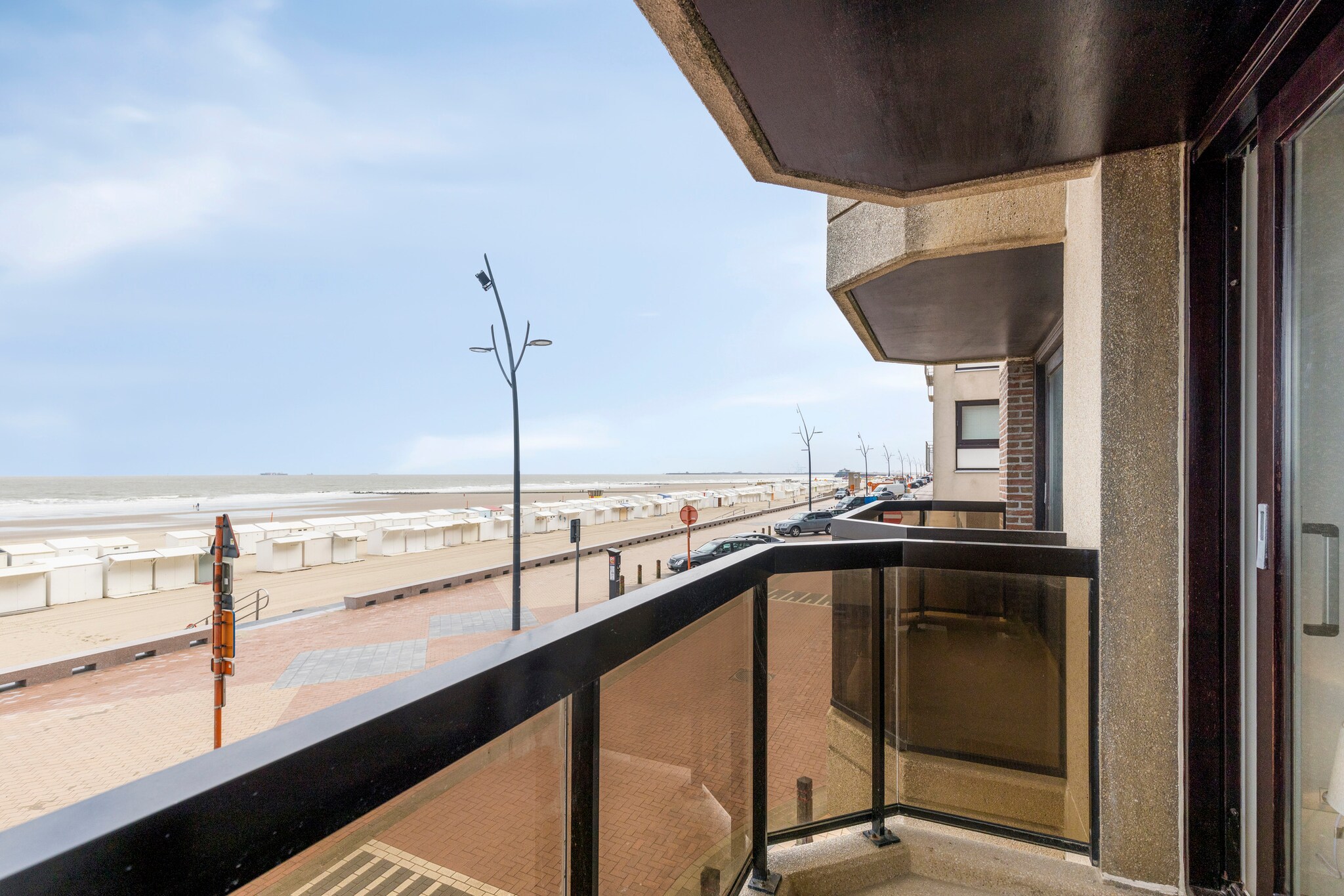 On the 1st floor: (hall(toilet), Living room(TV, dining table, seating area), Kitchen(hob(induction), electric kettle, toaster, hood, coffee machine, oven, microwave, dishwasher, fridge-freezer, Juicer), bedroom(double bed(180 x 200 cm)), bedroom(double bed(140 x 200 cm)), bathroom(shower, washbasin, hairdryer), storage)\n\nbalcony or terrace, heating(electric), bicycle storage, lift