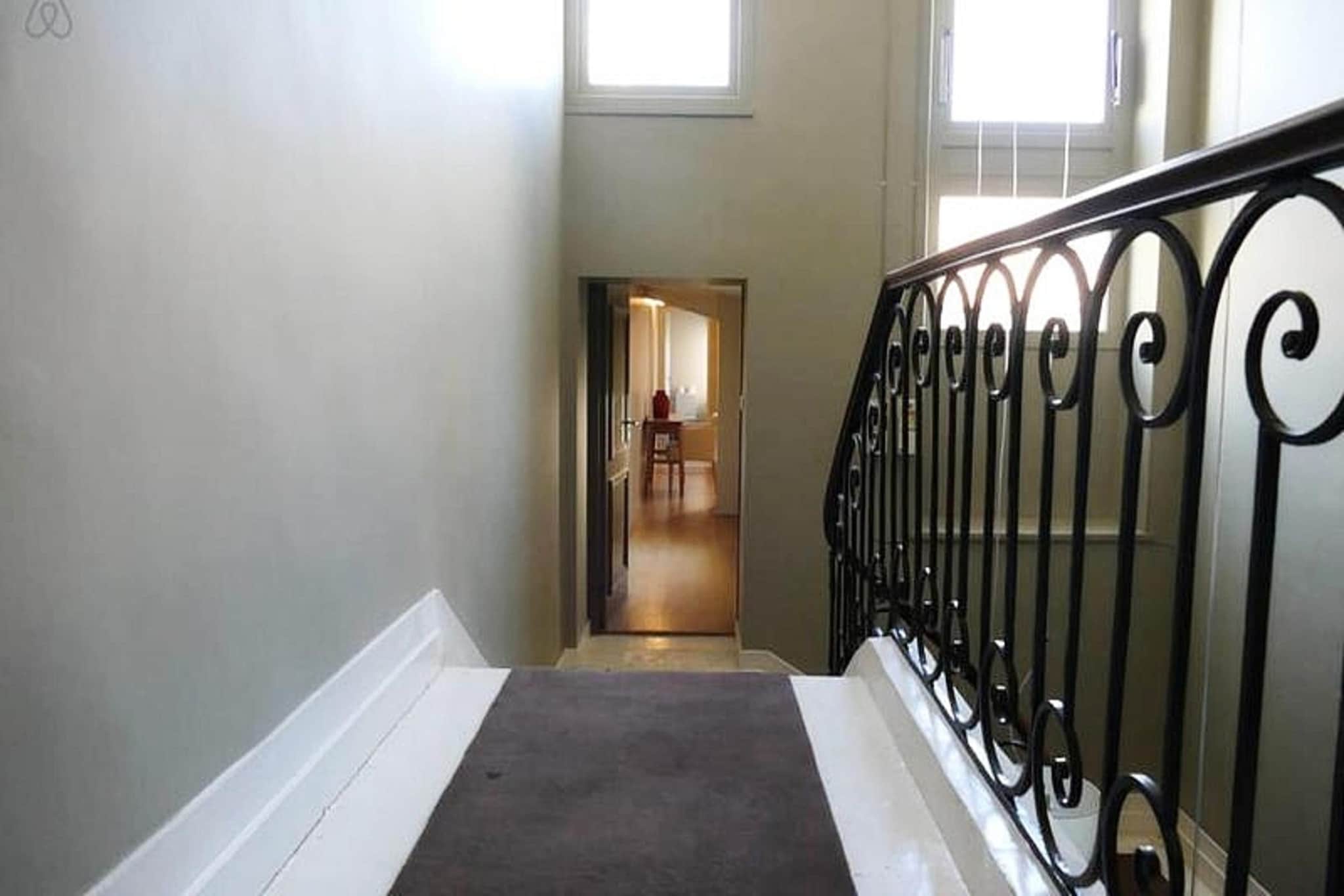 Renovated T2 for 4 Near Park