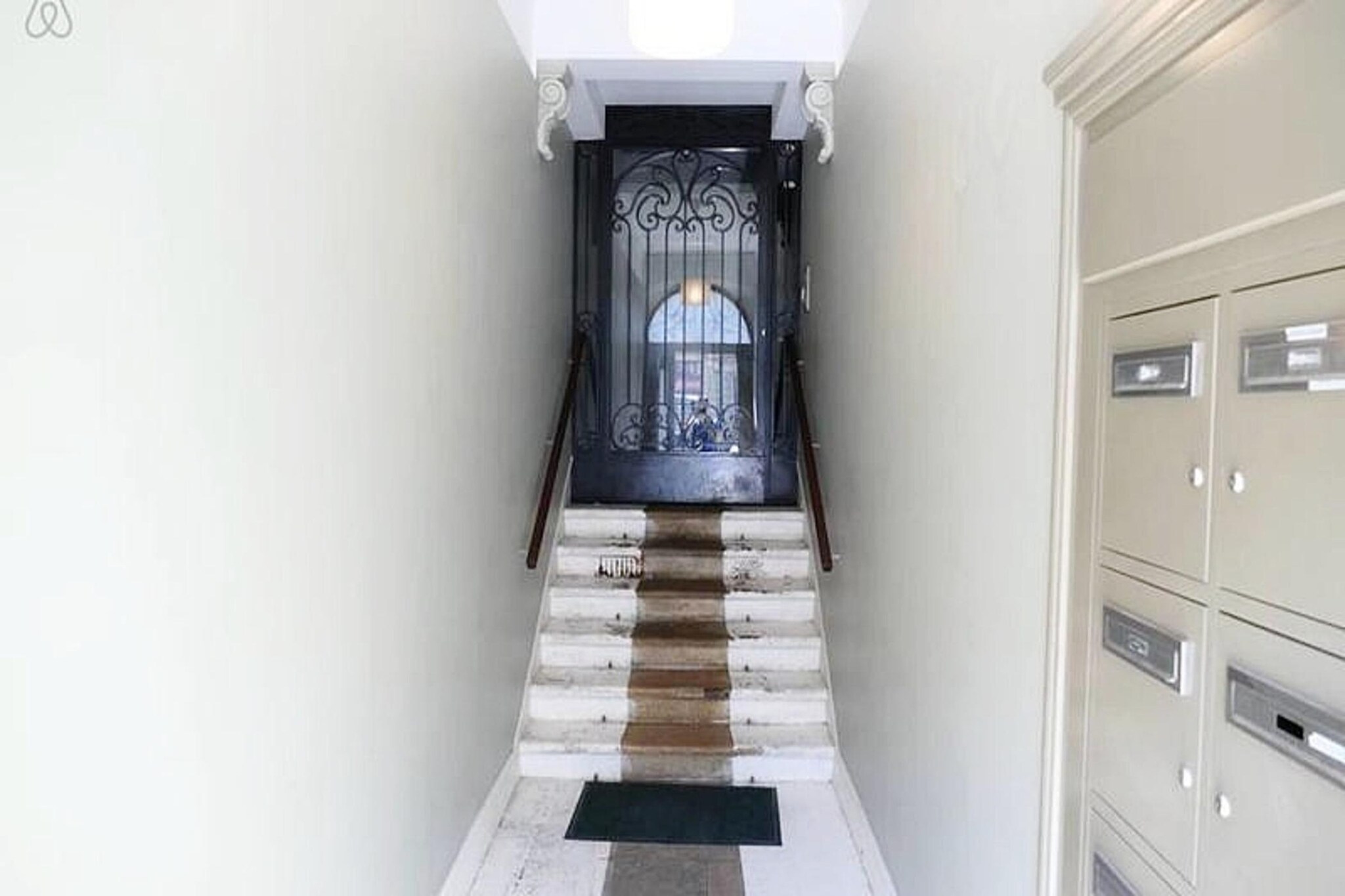 Renovated T2 for 4 Near Park