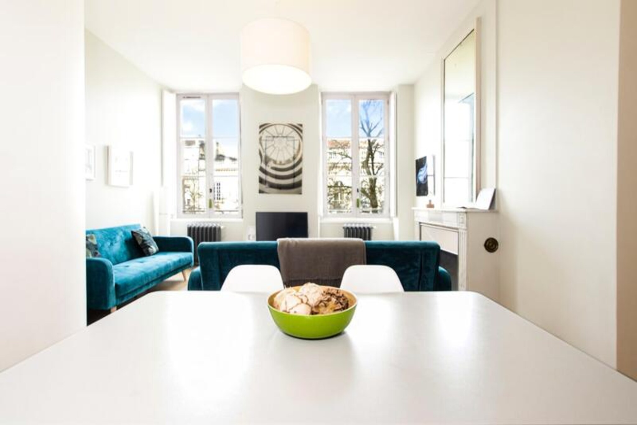 Splendid apartment with garden view