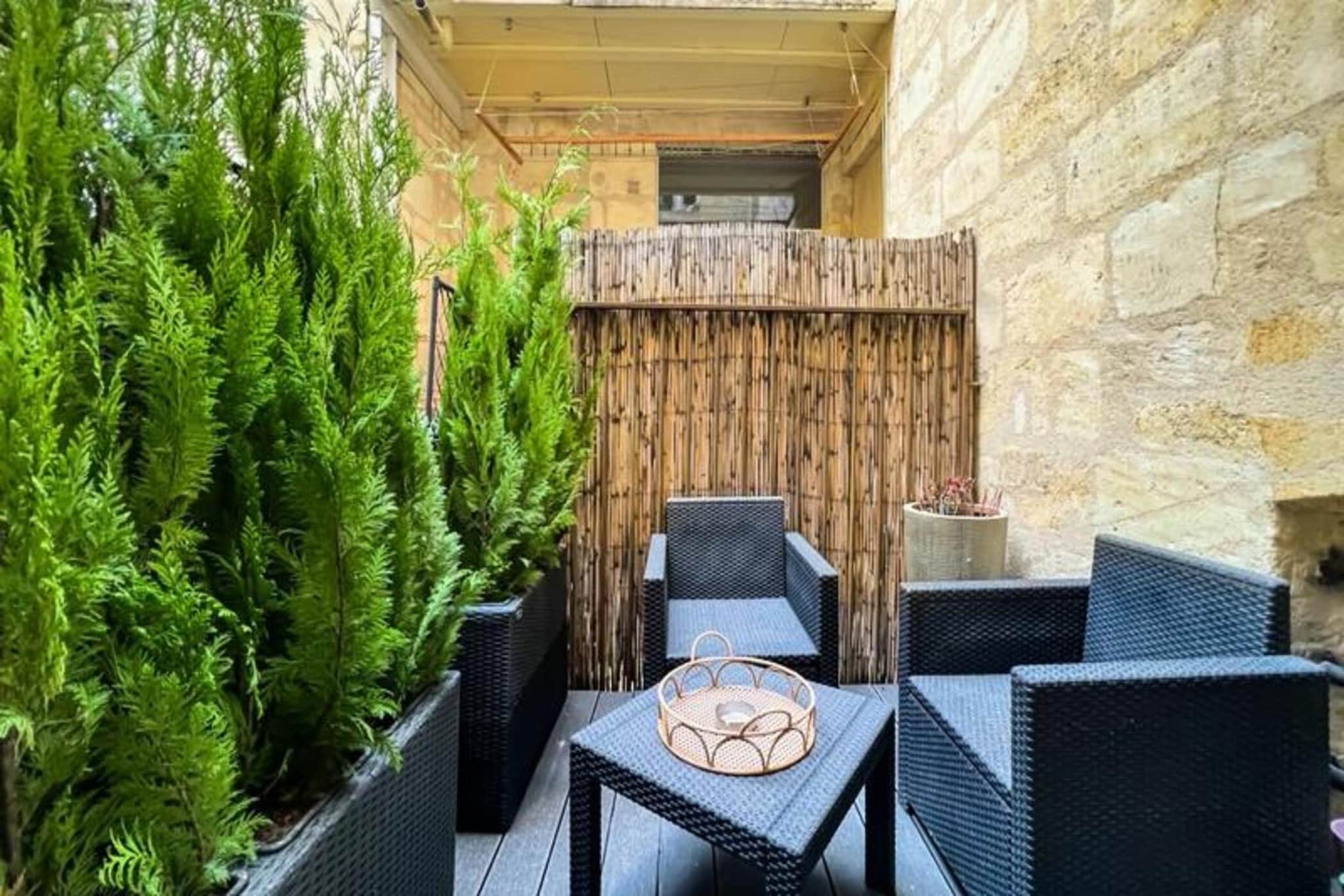 Beautiful Apt in Antiquaries St.