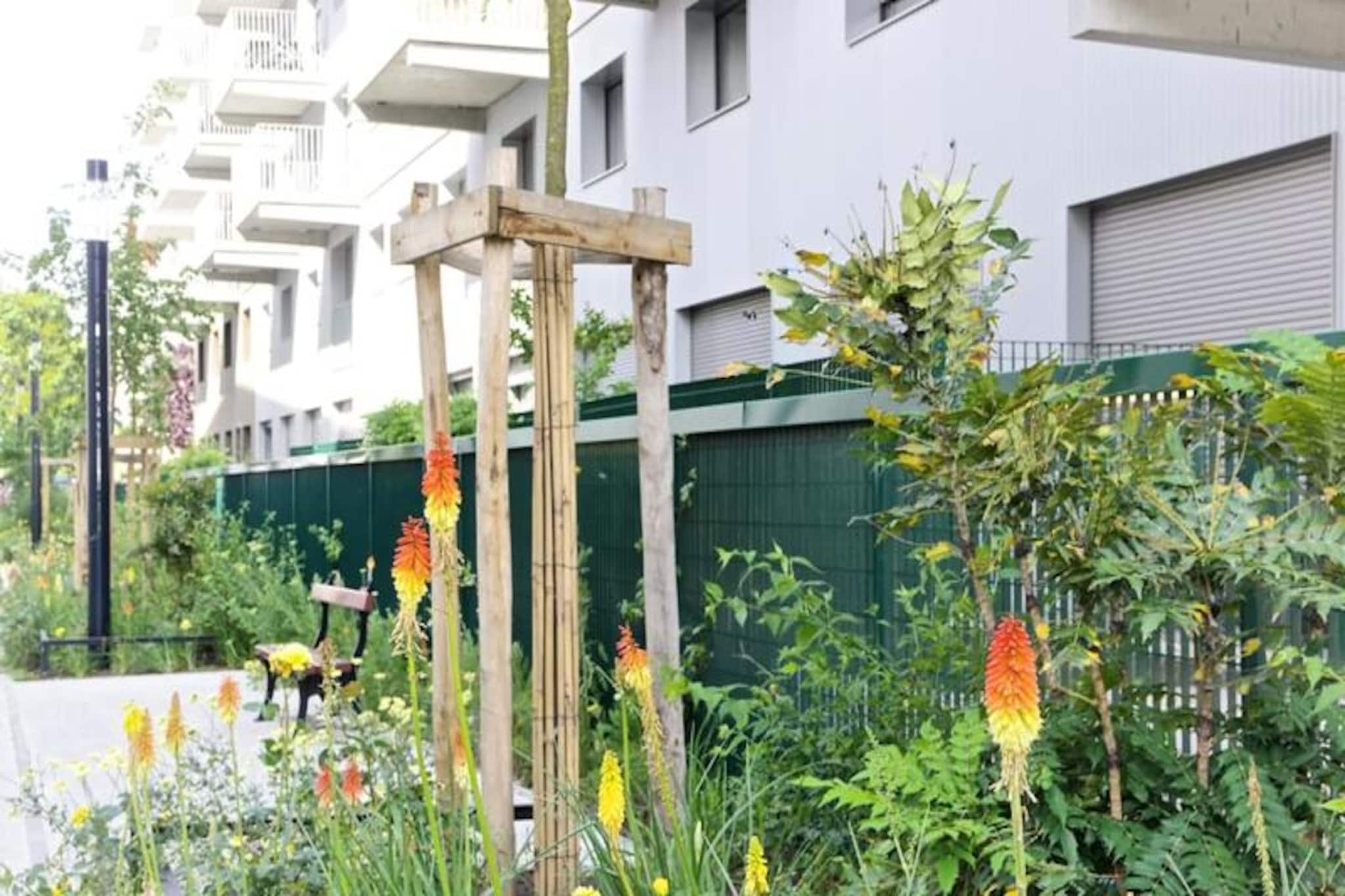 Appartement Charmant Et Moderne Pour 4 Avec Parking, Proche Cité Du Vin-Image-tags.