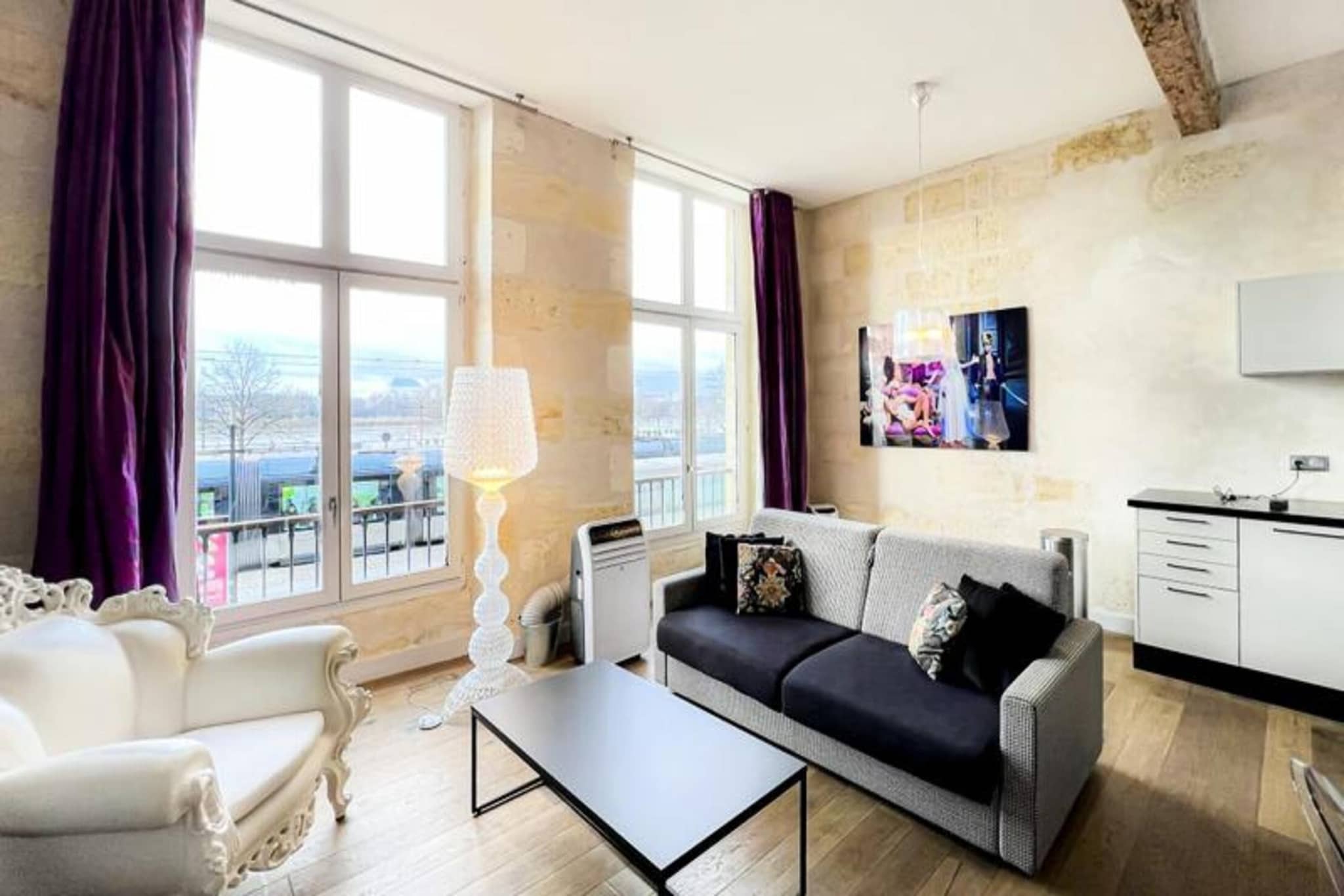 2BR Apartment with Garonne view