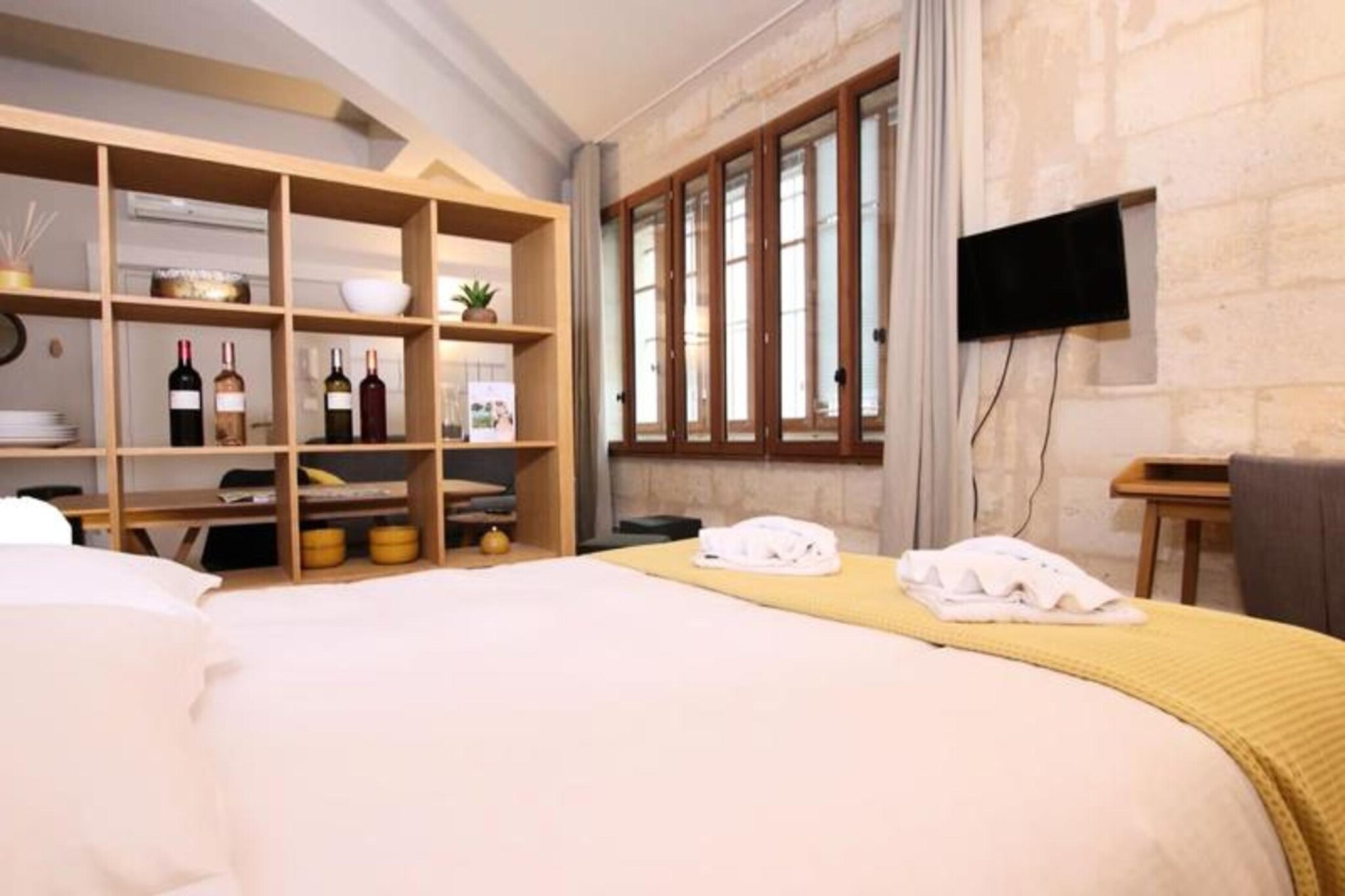 Charming Bordeaux Apt for 4 People