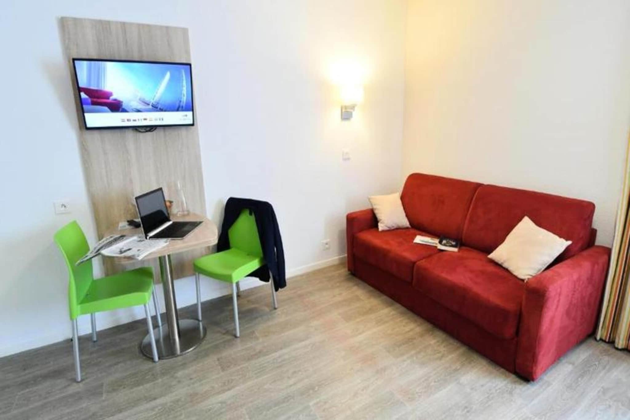 Appart'Hôtel Mer & Golf Bordeaux Bassins à Flot***-Dining room