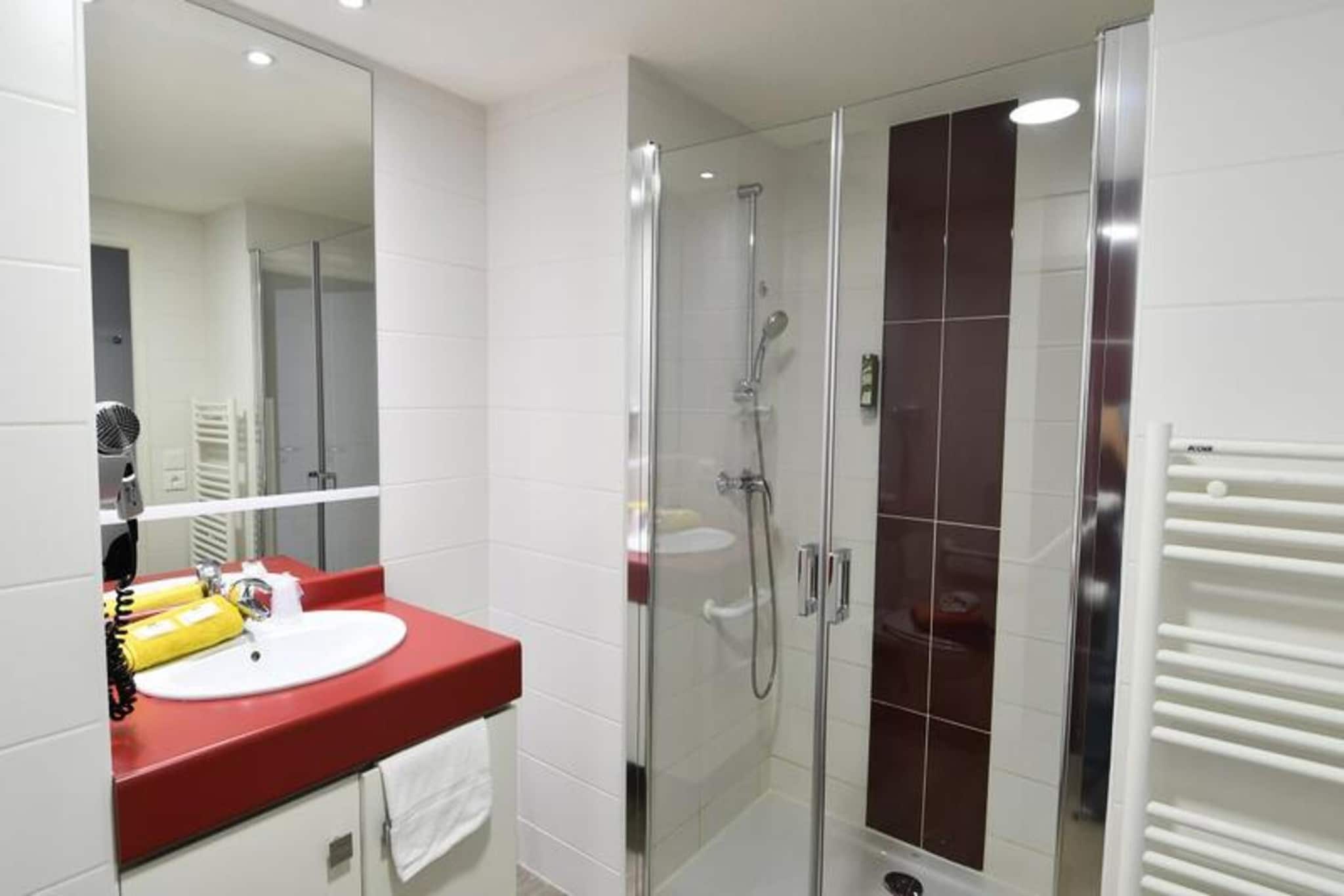 Appart'Hôtel Mer & Golf Bordeaux Bassins à Flot***-Bathroom