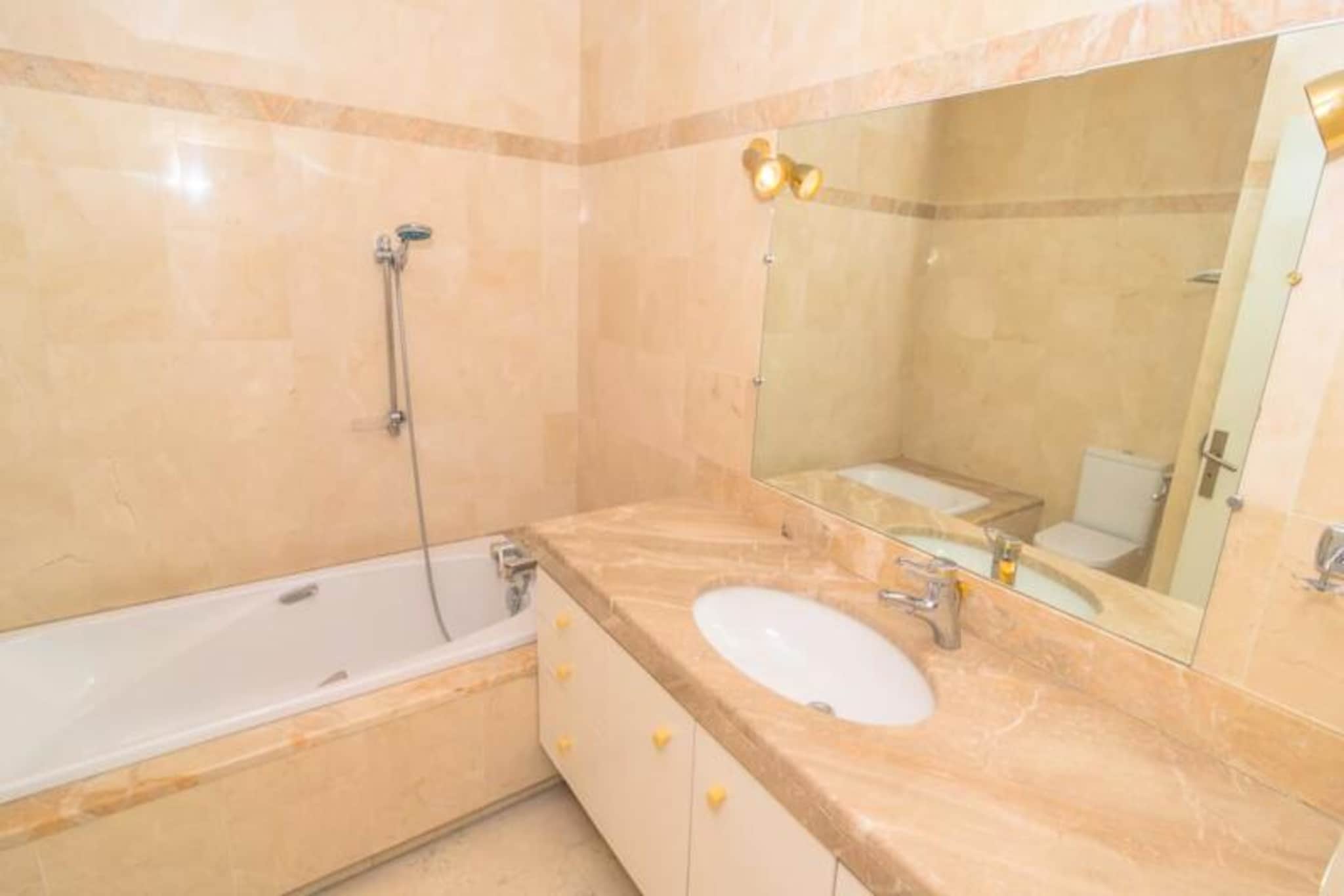 4 Pcs Terrasse Vue Mer Panoramique Baie Cannes &agrave; Vos Pieds Olam Properties-Image-tags.