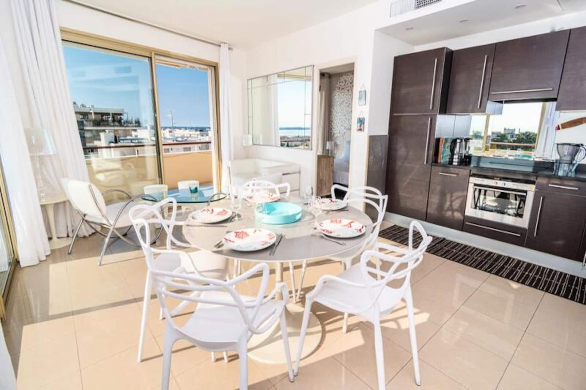 Panoramic Sea View 4-Room Duplex