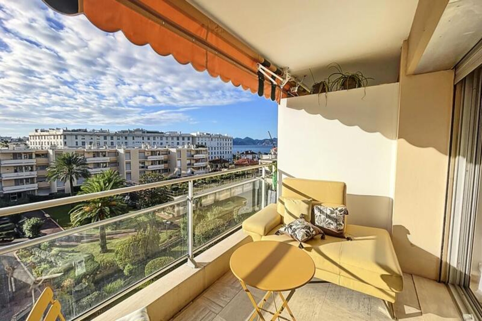 Premium 3-Pc Sea View Pointe Croisette