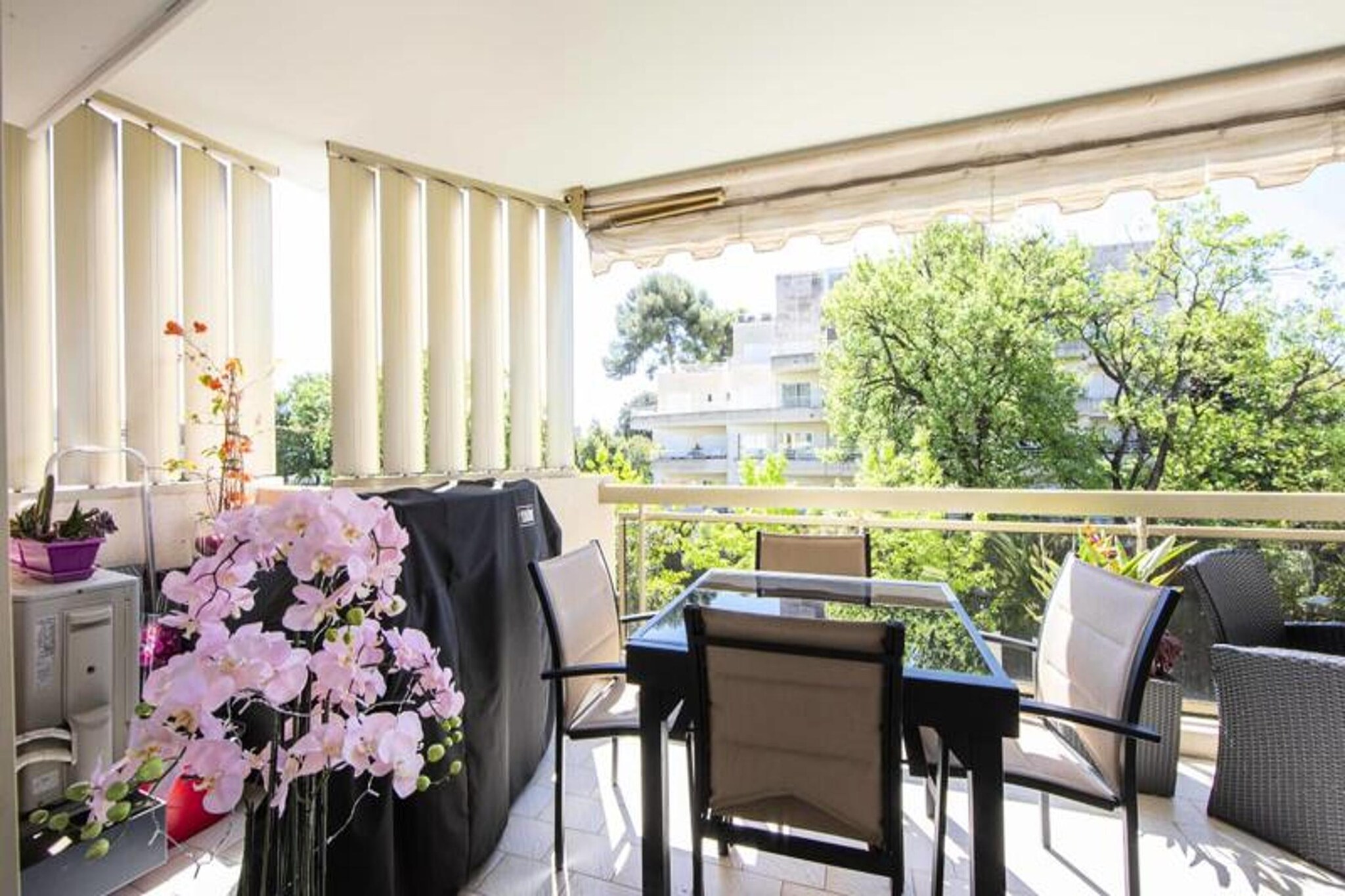 Charming Villa Parador for Congress & Vacation