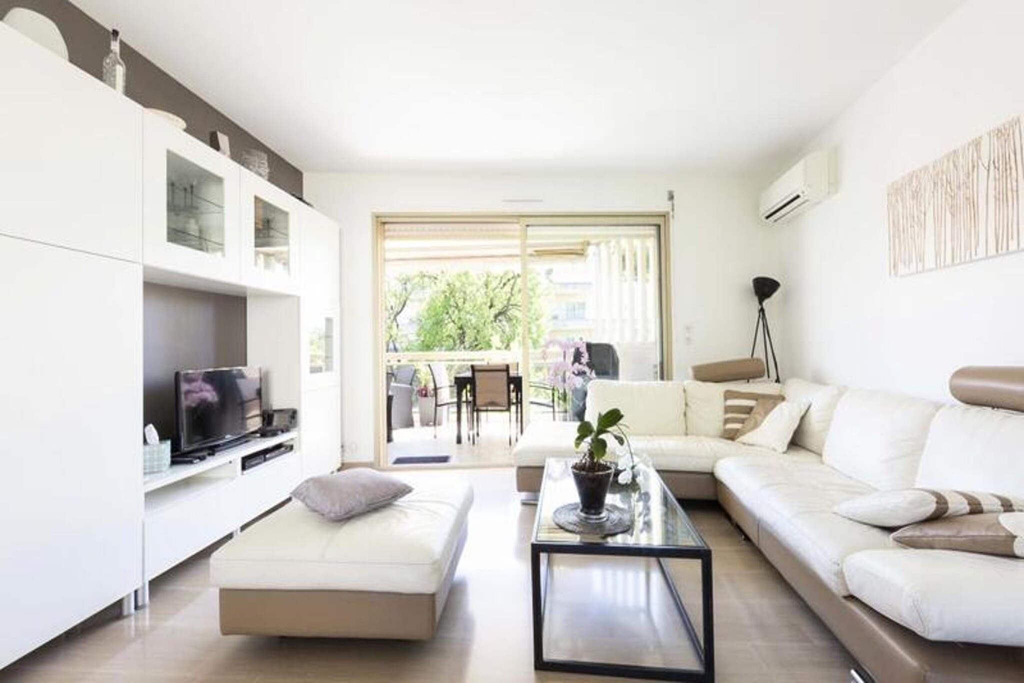 Charming Villa Parador for Congress & Vacation