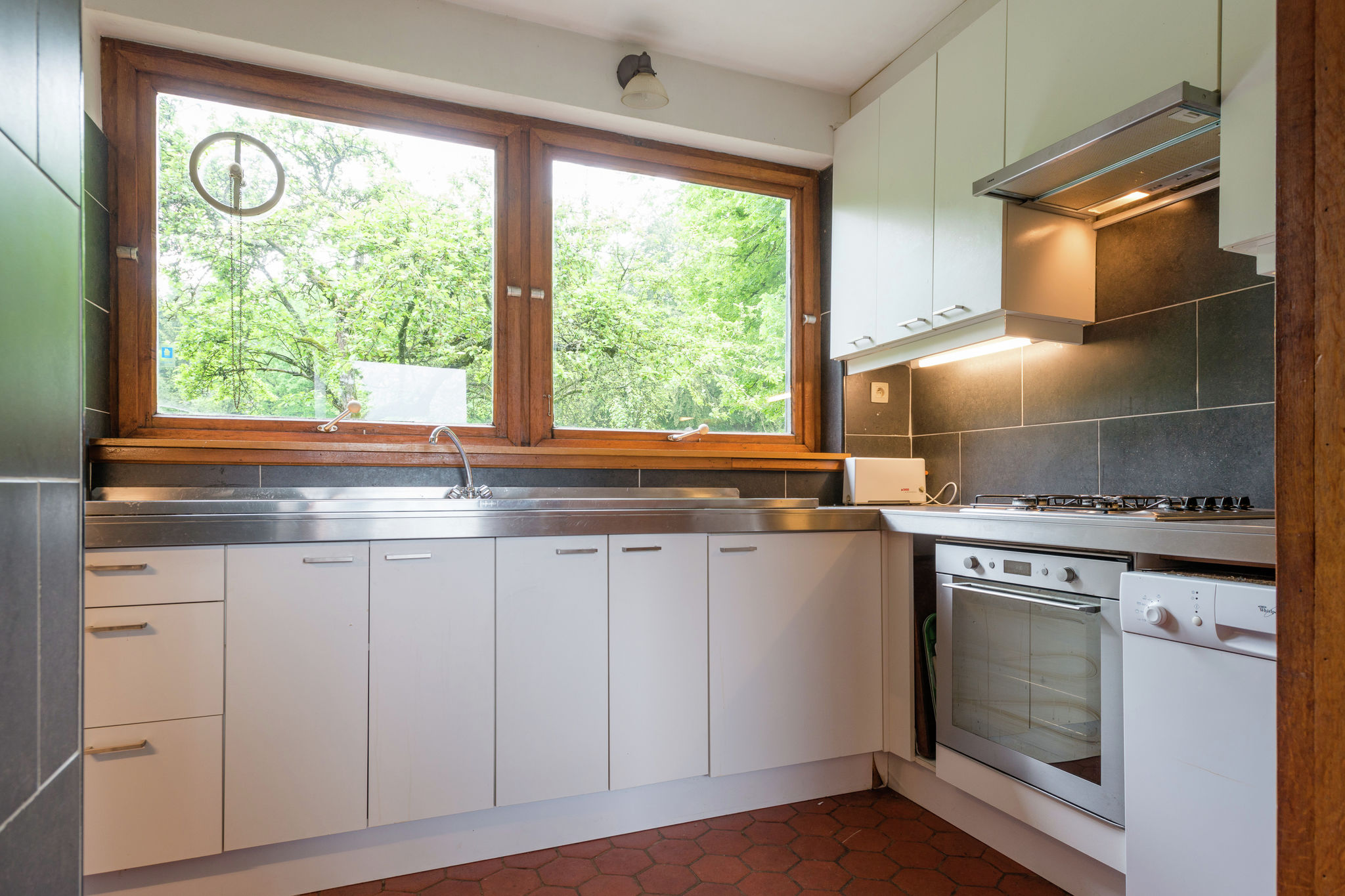 Sunny holiday home in Stavelot in the Houvegnez forest