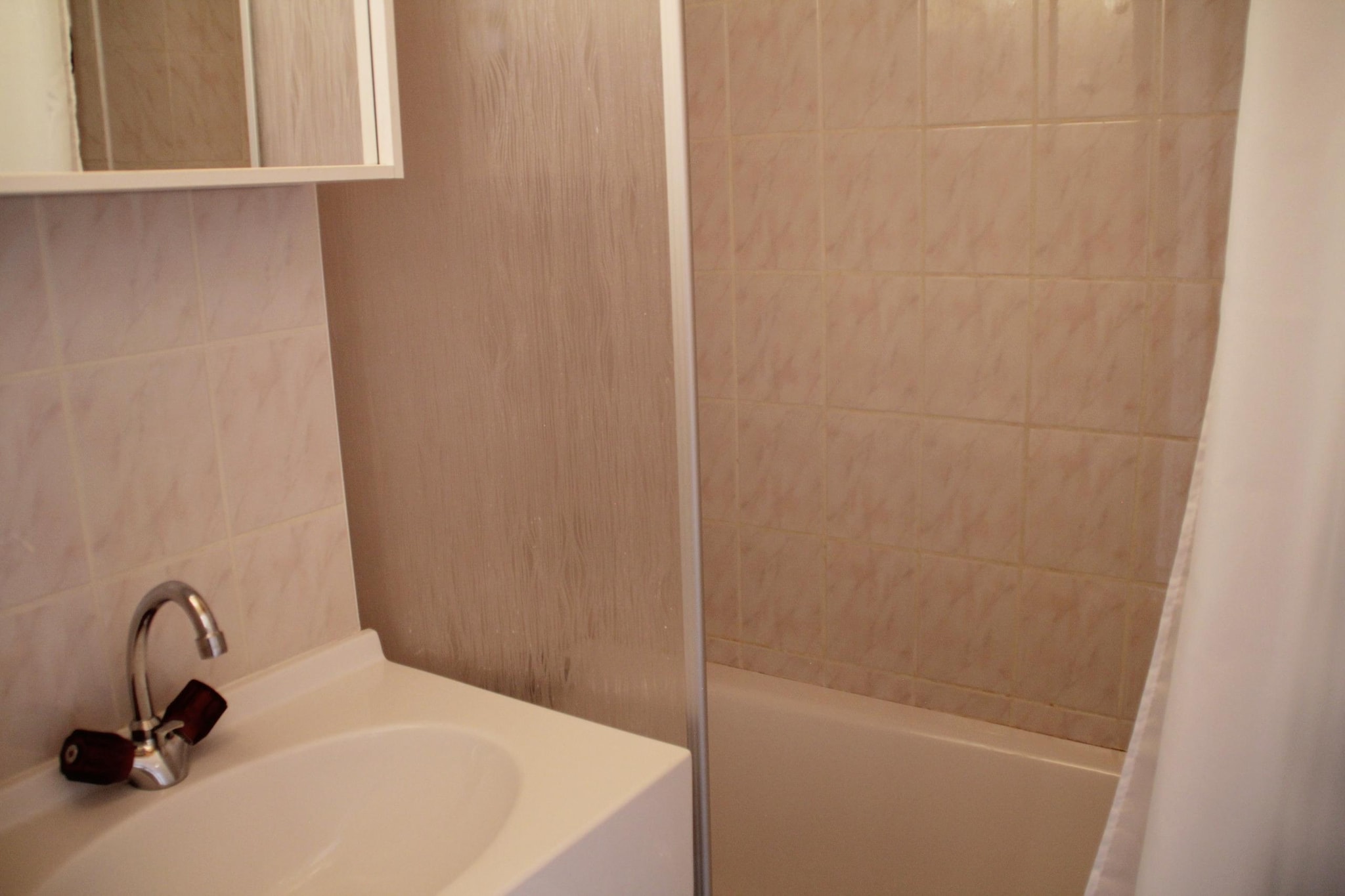 Forsythia FA18 FAMILY 1& NATURE 4 Pers.-Badkamer
