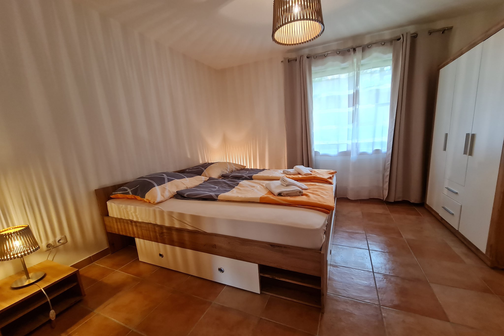 Living room(double sofa bed), Kitchen, bedroom(double bed), bedroom(double bed), bathroom(shower), bathroom(toilet), Internet access, TV, electric kettle, oven, microwave, dishwasher, fridge, freezer, tumble dryer, washing machine, balcony, parking, hairdryer, dishes and cutlery