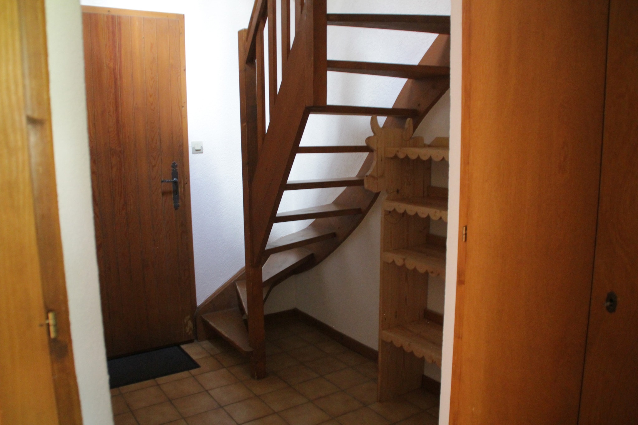 Apartment with Abondance Valley views