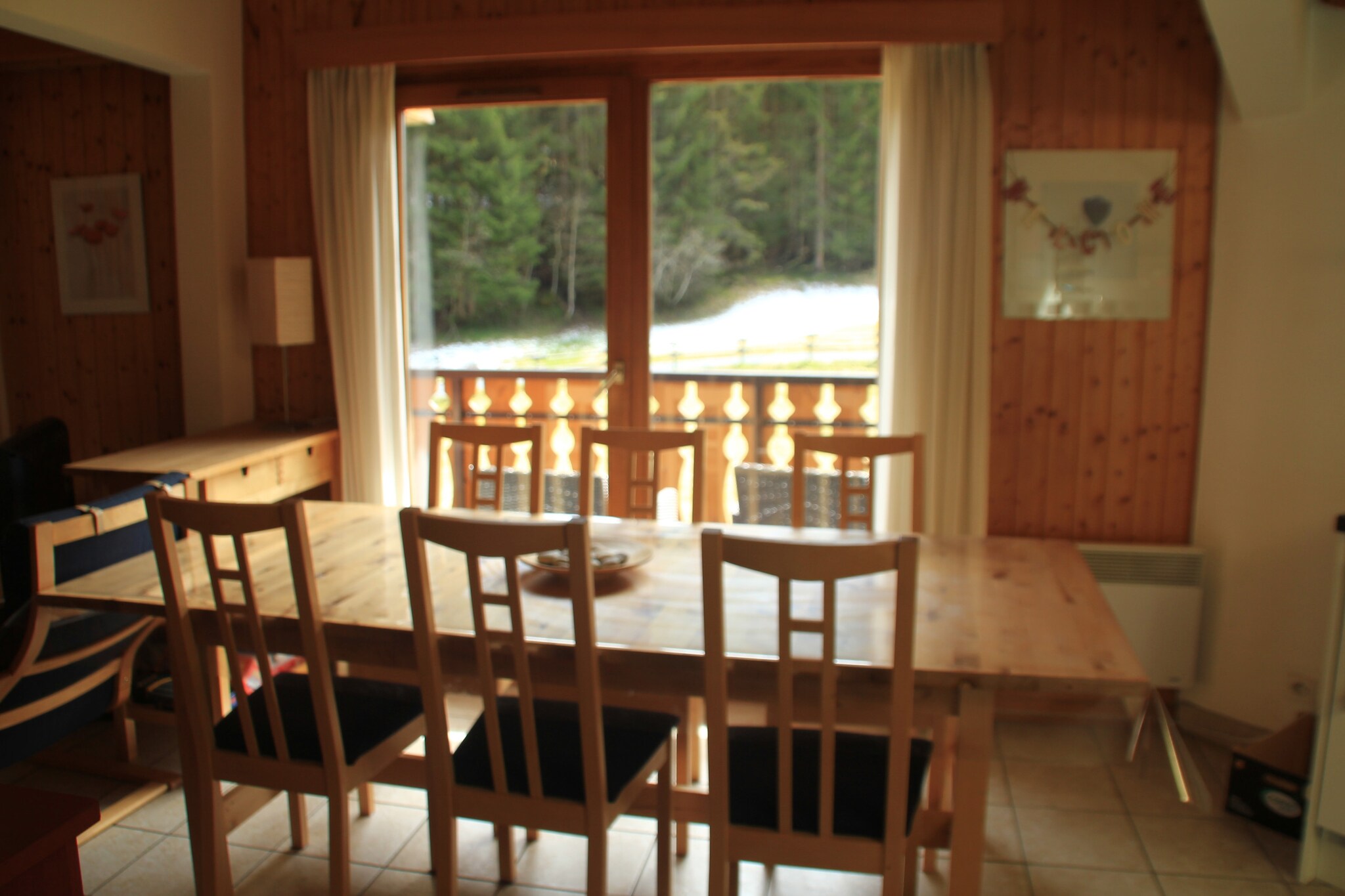 This inviting apartment offers a peaceful retreat in the heart of the mountains, accommodating up to 6 guests. It features three comfortable bedrooms: one with a double bed 140x190 cm and two with twin beds 90x190 cm. The bright living room is perfect for relaxation, while the private balcony provides stunning views of the Abondance Valley. Situated on the third floor, the apartment is accessible by lift and includes a dedicated outdoor parking space. A ski locker is available for storing equipment, ensuring a hassle-free stay. Please note that pets are not allowed.  
Ideally located, this residence offers easy access to outdoor activities and local attractions. The nearest cable car is just 300 meters away, making it convenient for skiing and hiking. A free shuttle bus stops nearby, providing quick transportation around the village. Shops and markets are within 3.5 km, offering fresh produce and local goods. A charming restaurant is just 600 meters away, where guests can enjoy traditional Savoyard cuisine after a day of adventure.  
Designed for convenience, the apartment includes a fully equipped open kitchen with a ceramic hob, fridge with freezer compartment, dishwasher, oven, microwave, kettle, toaster, and filter coffee maker. Two bathrooms provide added comfort, one with a shower and WC, and another with a bath and WC. This charming mountain retreat is perfect for a relaxing holiday.
Note: The tourist tax will be collected at the property and is not a part of rental.