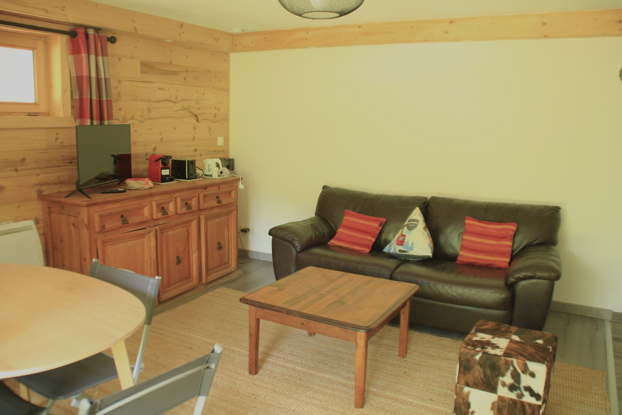 Chalet in Abondance Valley with Stunning Views