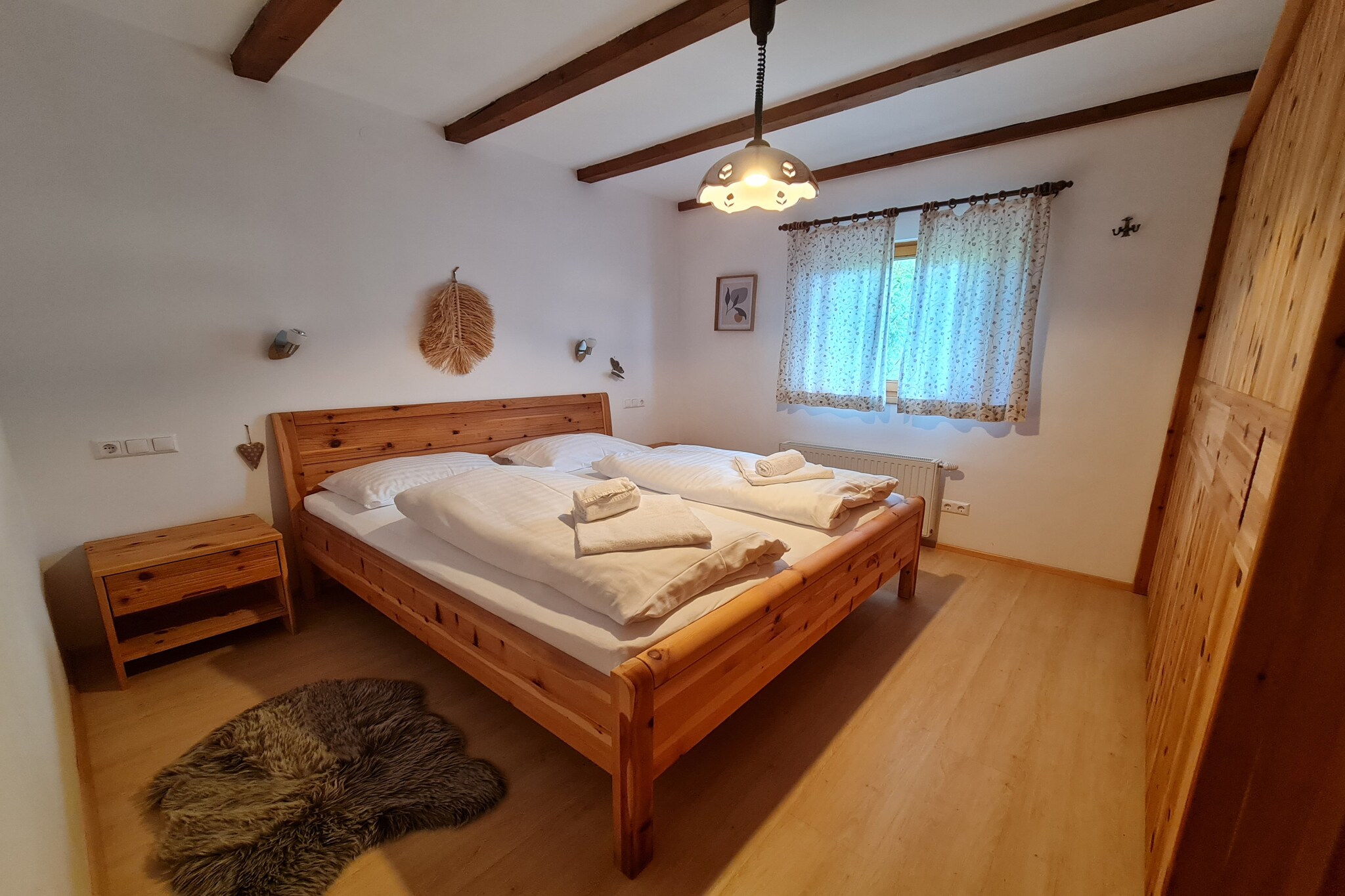 Apartment with mountain views