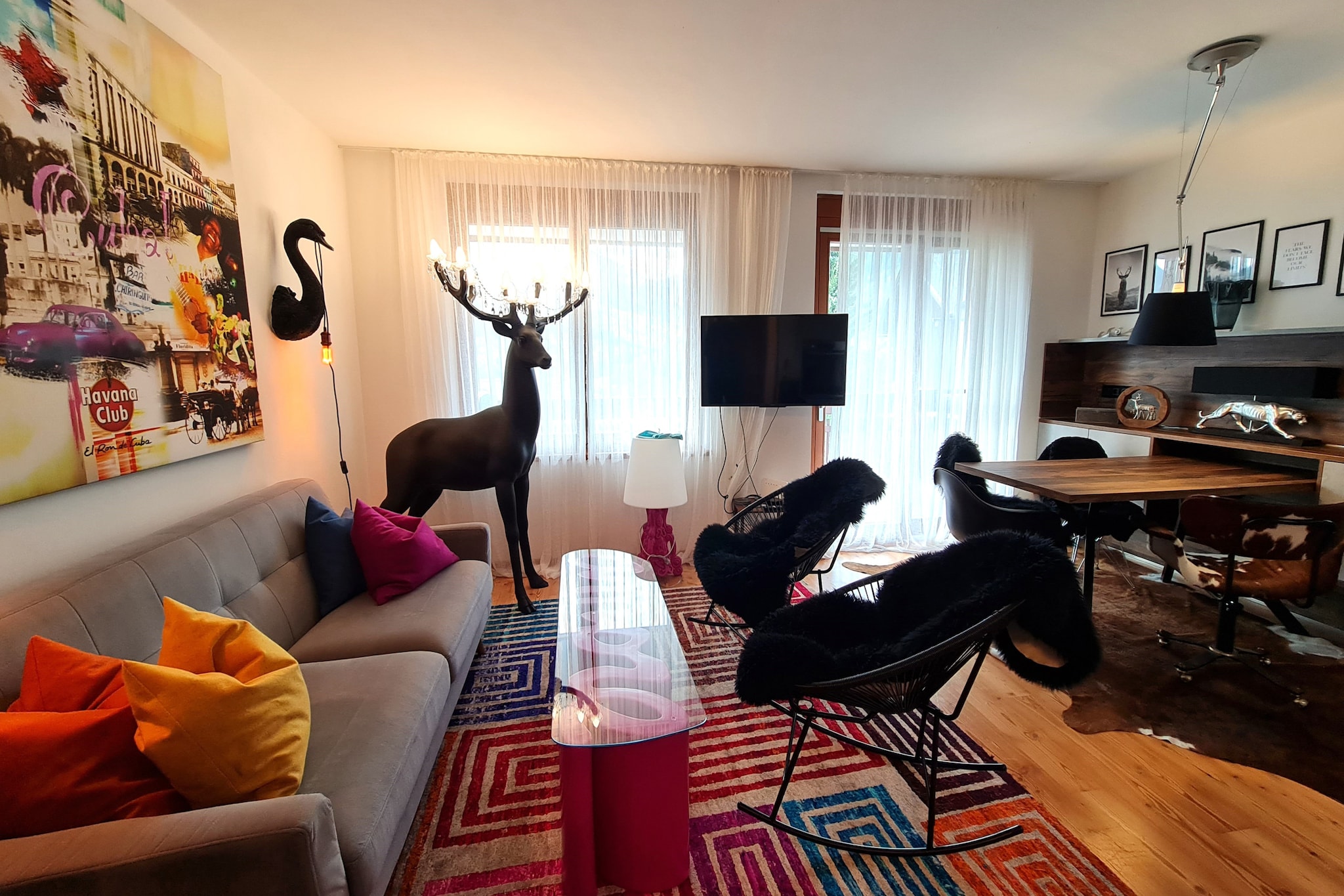 AlpenSafari Design-Living room