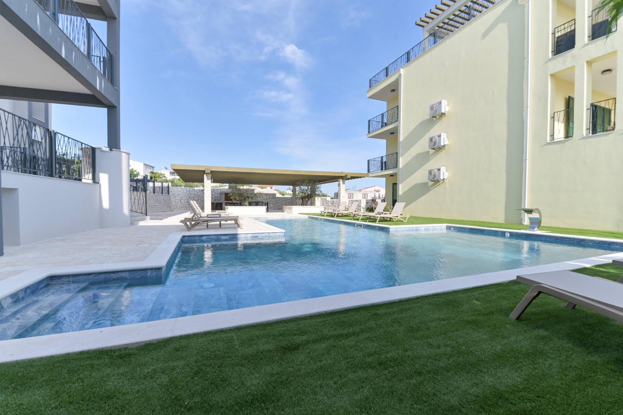 Luxury Living at Horizon Retreat - Two Bedroom Apartment (owner South S3)-Schwimmbad