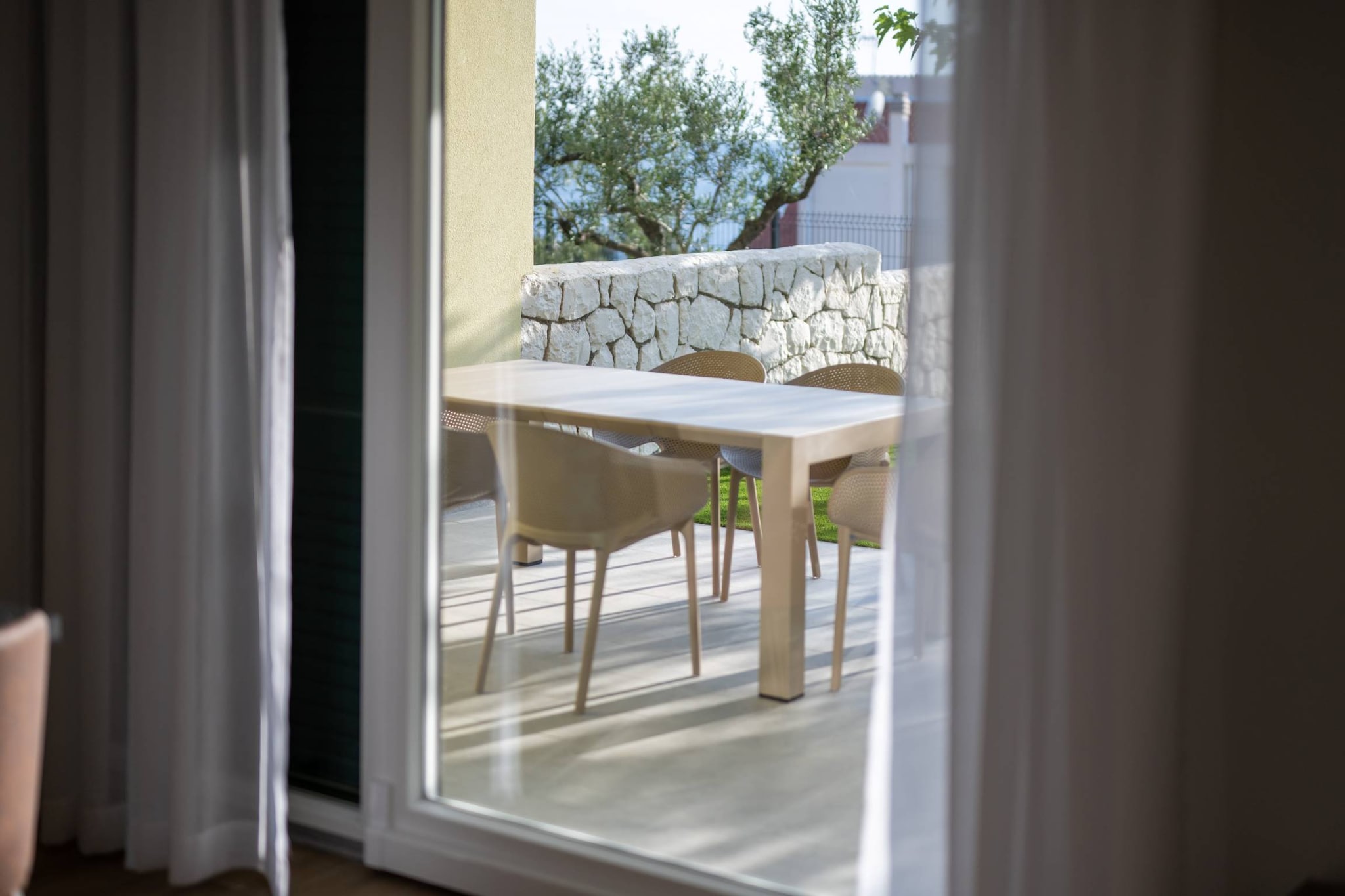 Luxury Living at Horizon Retreat - Two Bedroom Apartment (owner South S3)-Terrassenbalkon