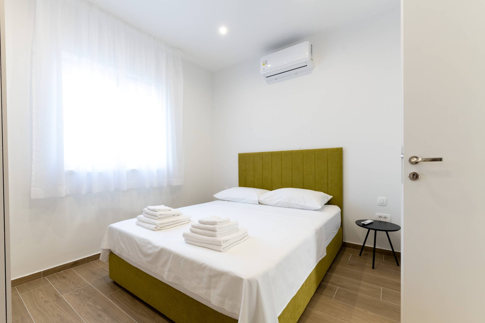 Luxury Living at Horizon Retreat - Two Bedroom Apartment (owner South S3)-Schlafzimmer