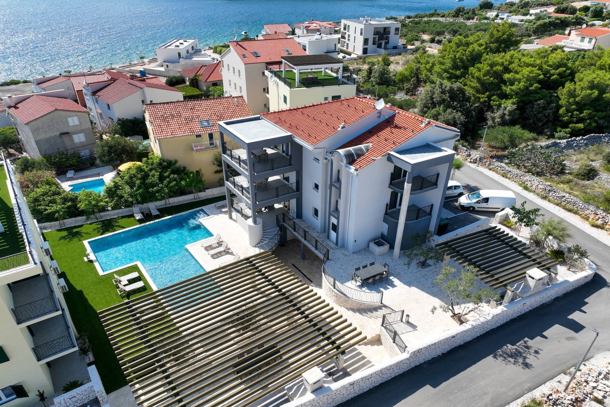 Luxury Living at Horizon Retreat - Three Bedroom Apartment (owner Central S1)-Außenbereich