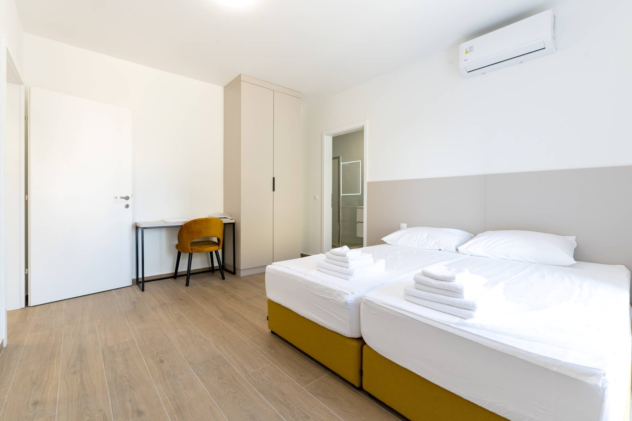 Luxury Living at Horizon Retreat - Three Bedroom Apartment (owner Central S1)-Schlafzimmer