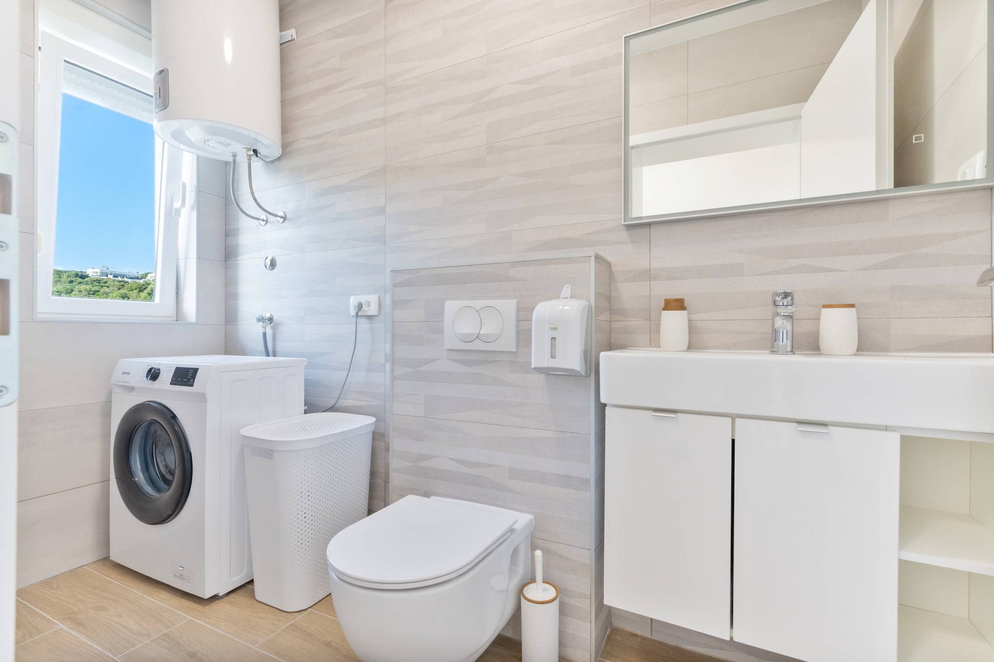 Luxury Living at Horizon Retreat - Three Bedroom Apartment (owner Central S1)-Badezimmer