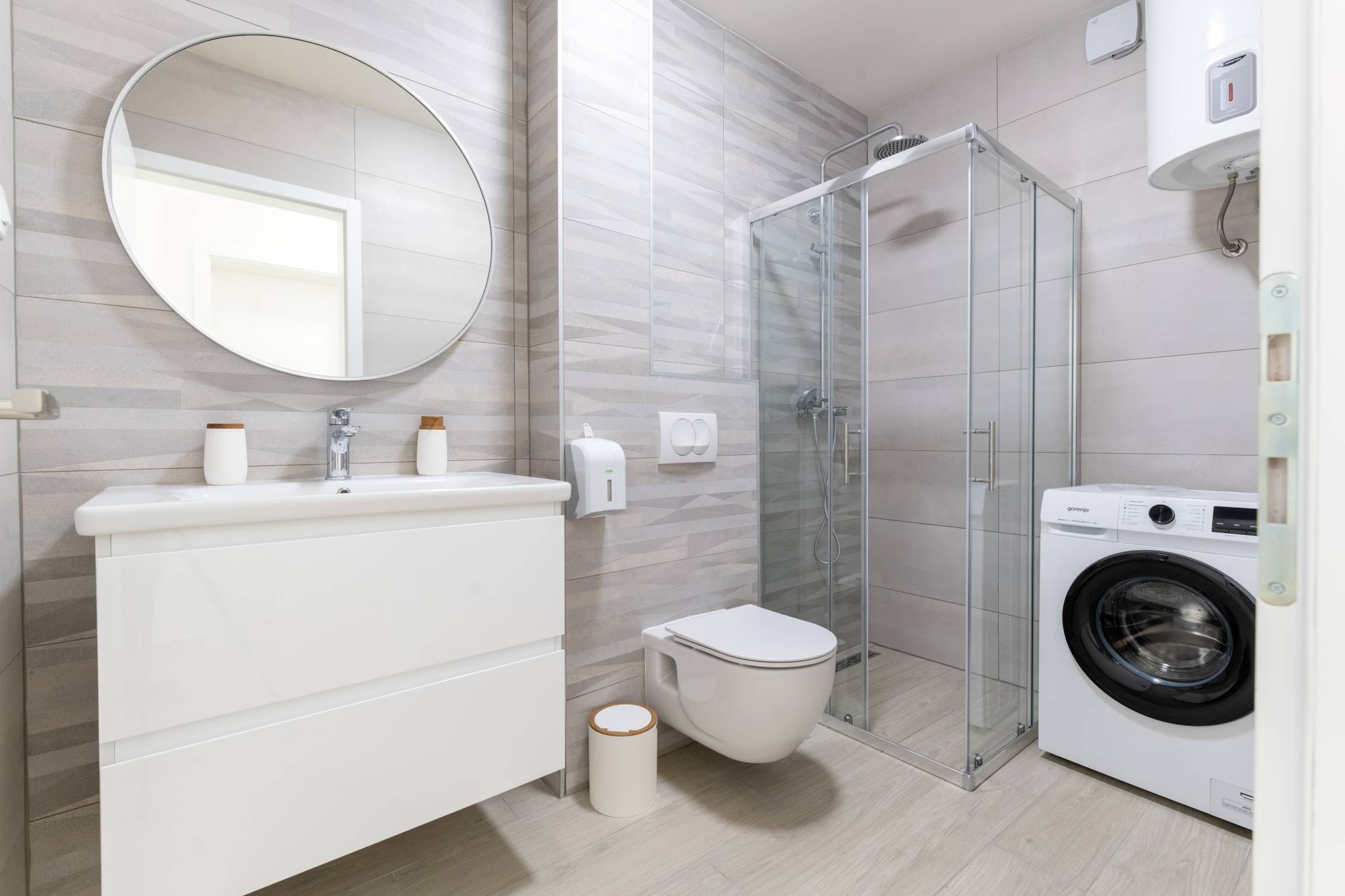 Luxury Living at Horizon Retreat - Three Bedroom Apartment (owner Central S1)-Badezimmer