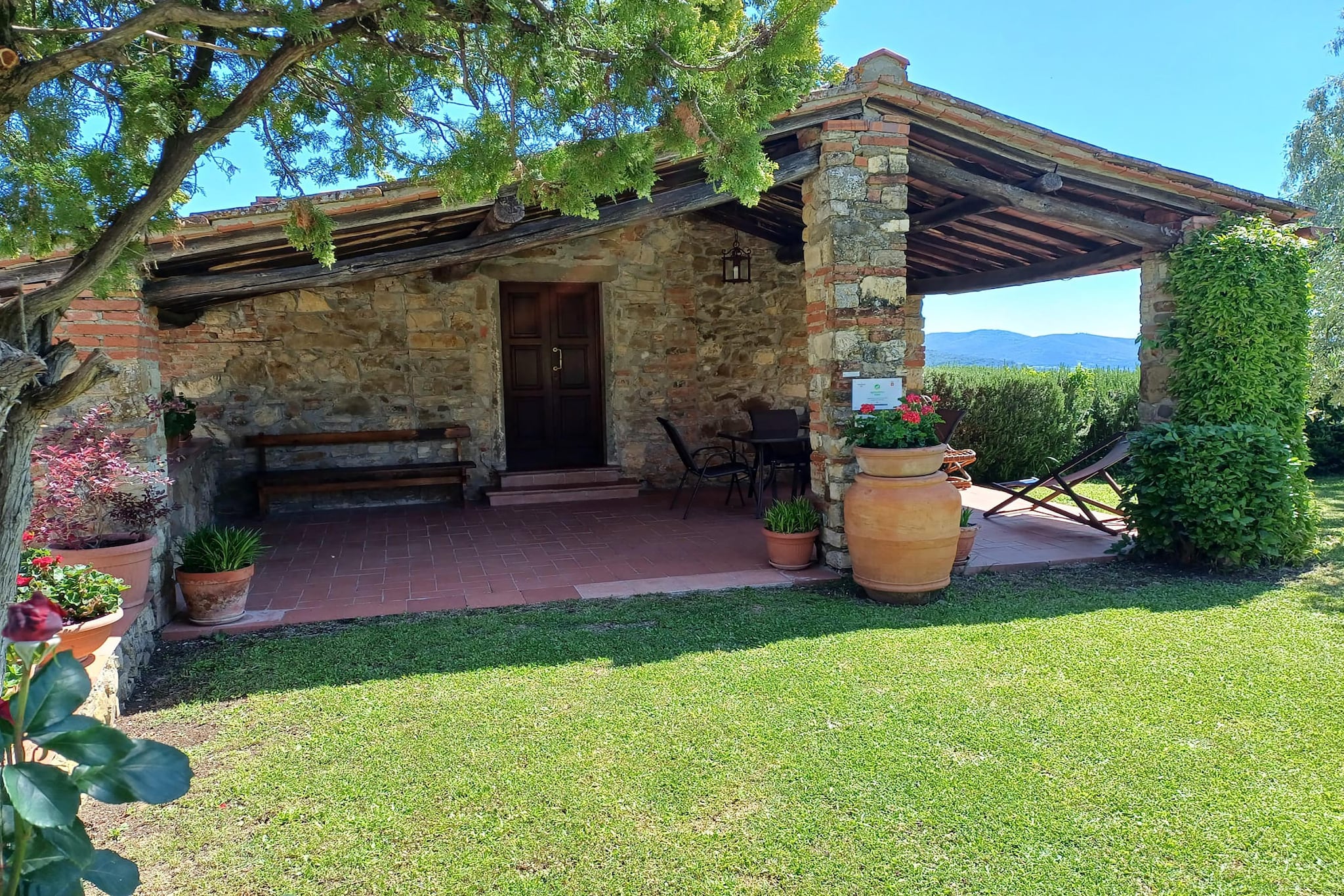 Agriturismo Podere Ceccherini in San Leolino - La Loggia-Terrasbalkon