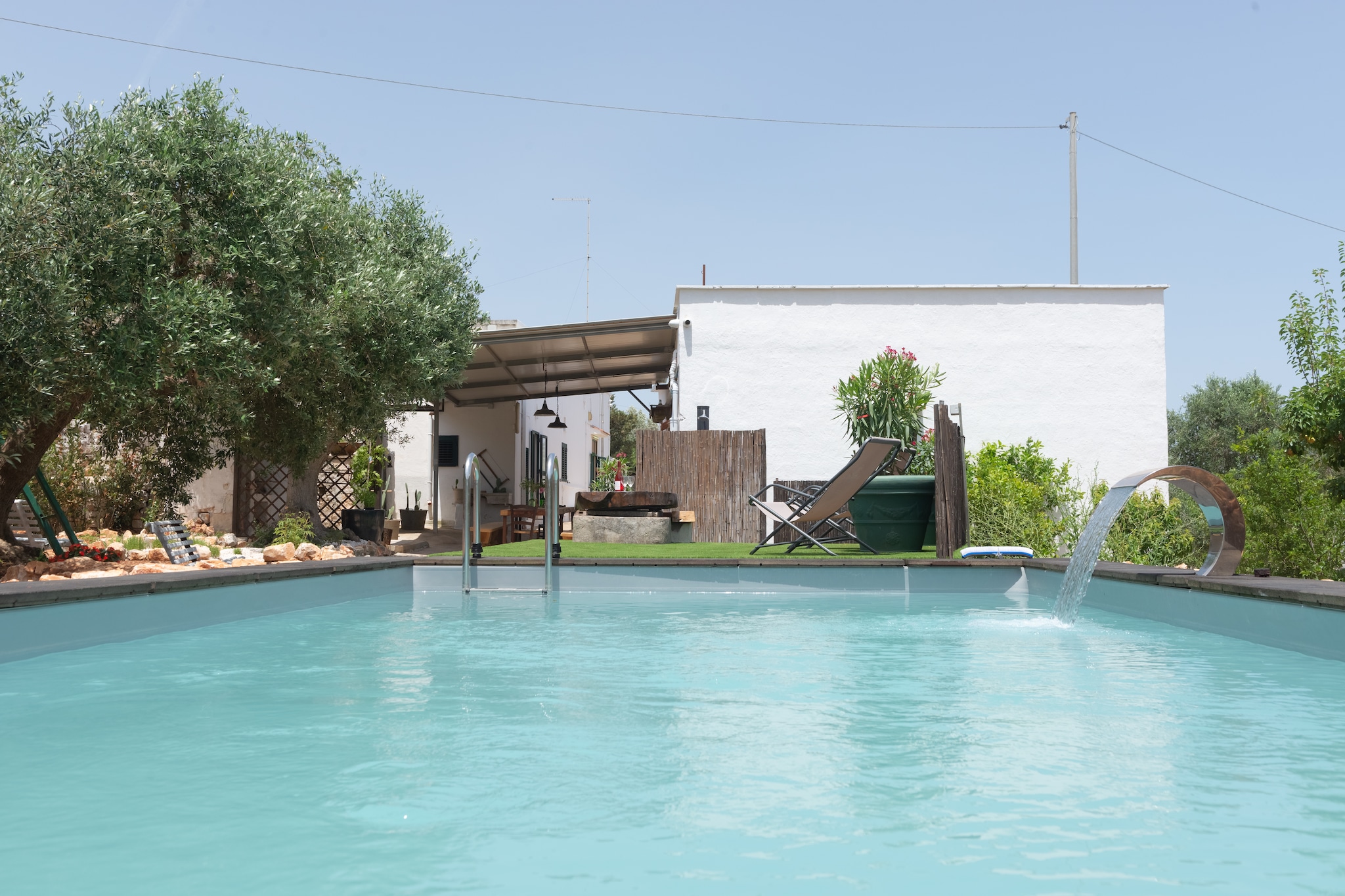 Lamia Papo in Ostuni-Pool