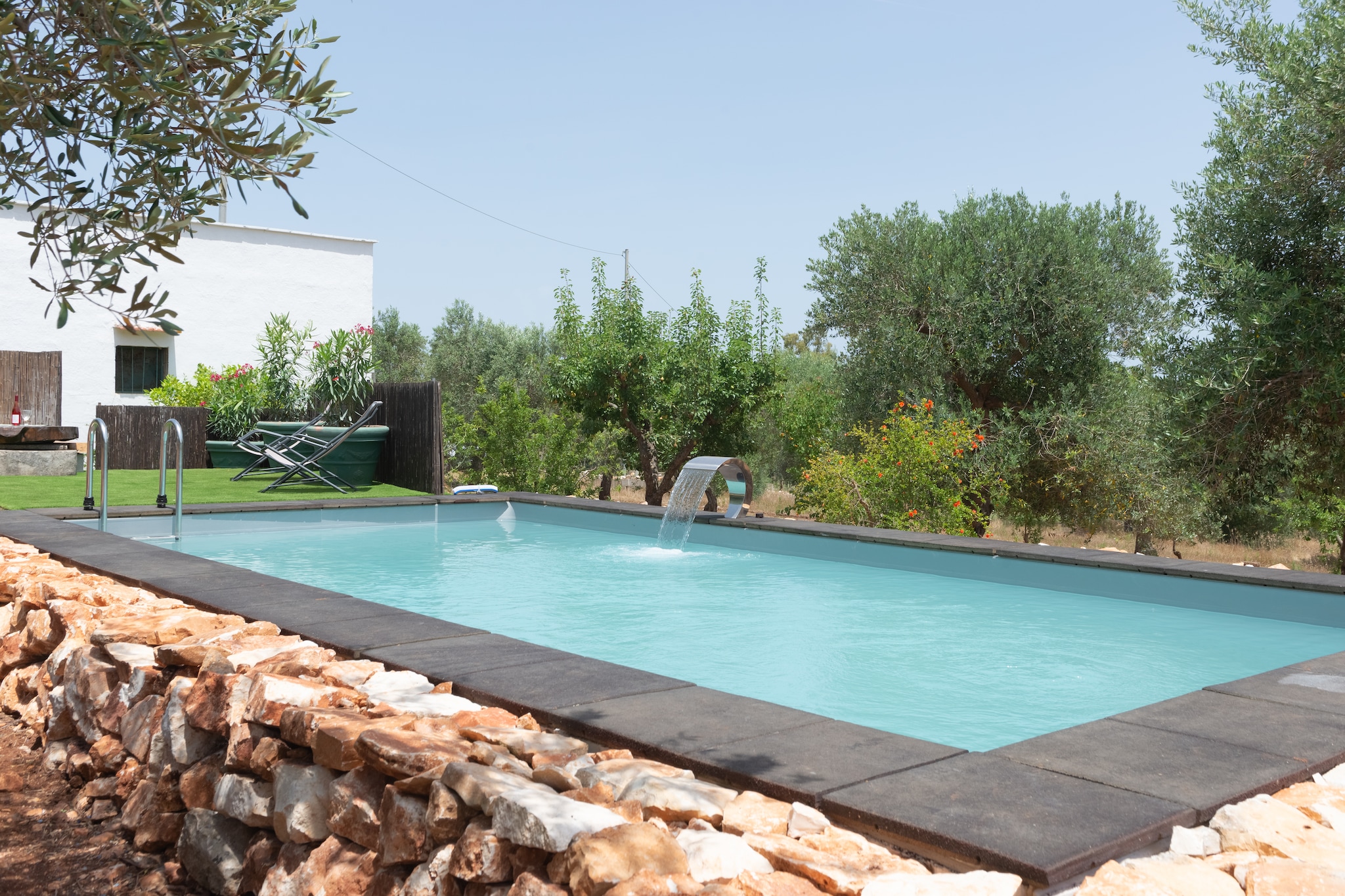 Lamia Papo in Ostuni-Pool