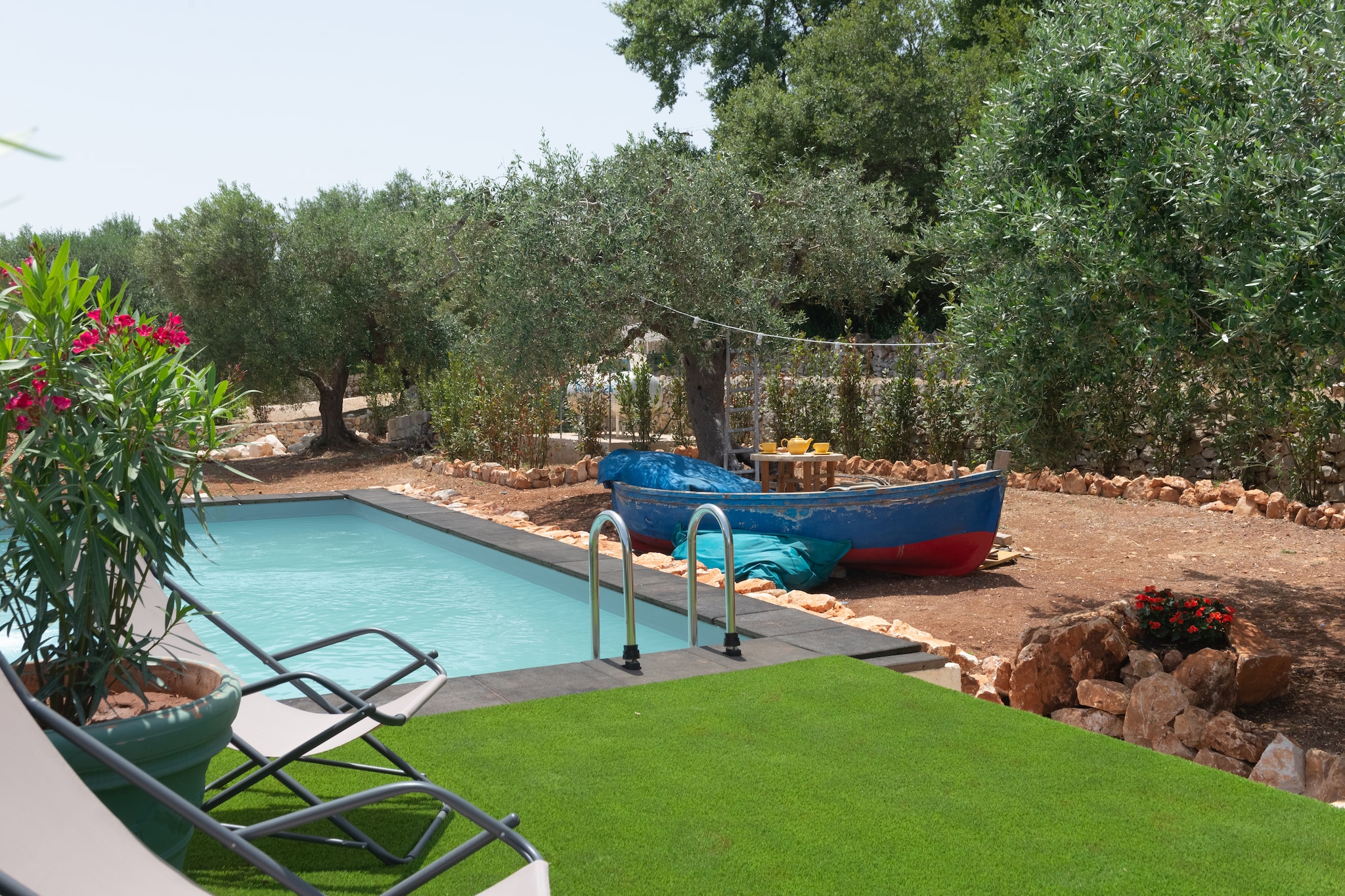 Lamia Papo in Ostuni-Pool