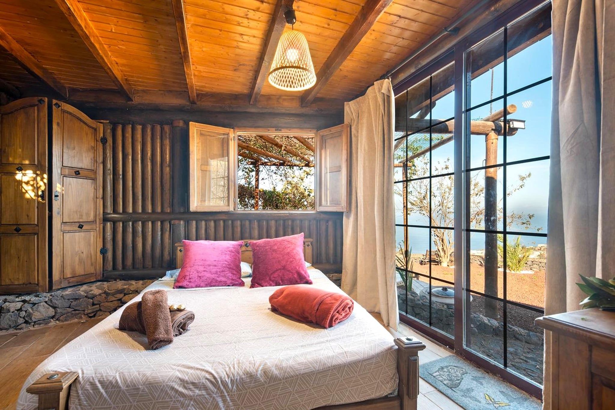 Bed Room